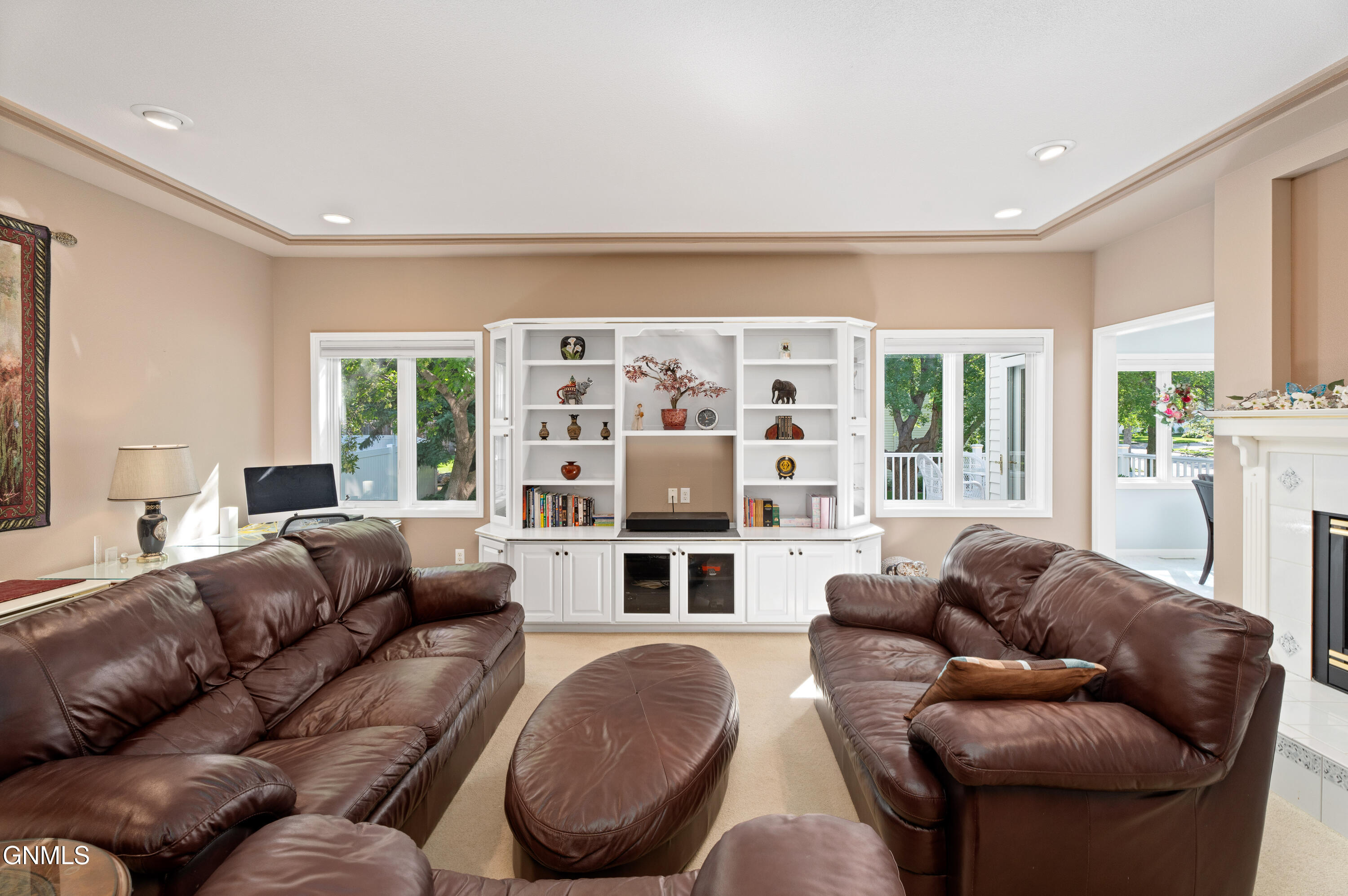 main property photo 15
