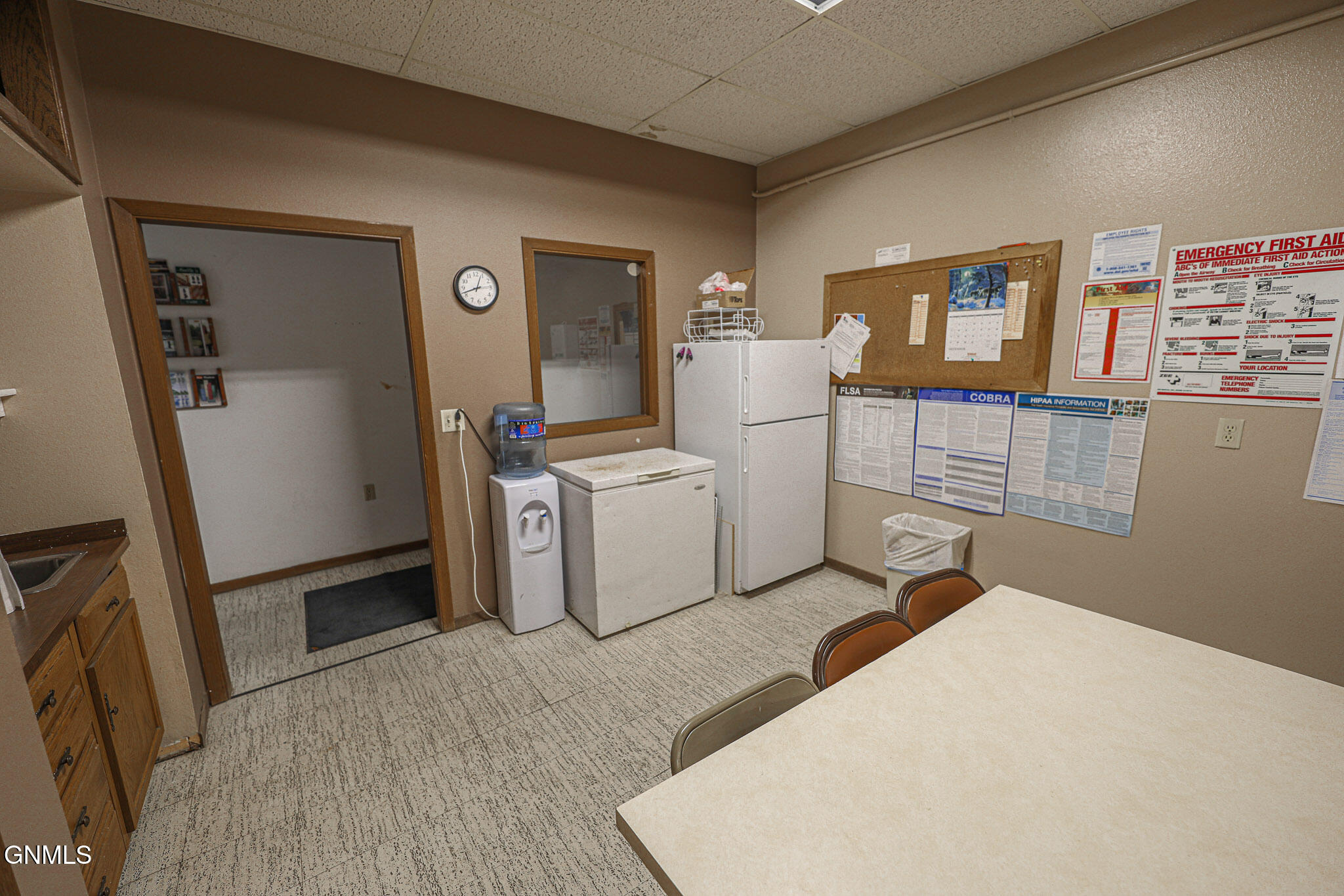 main property photo 12