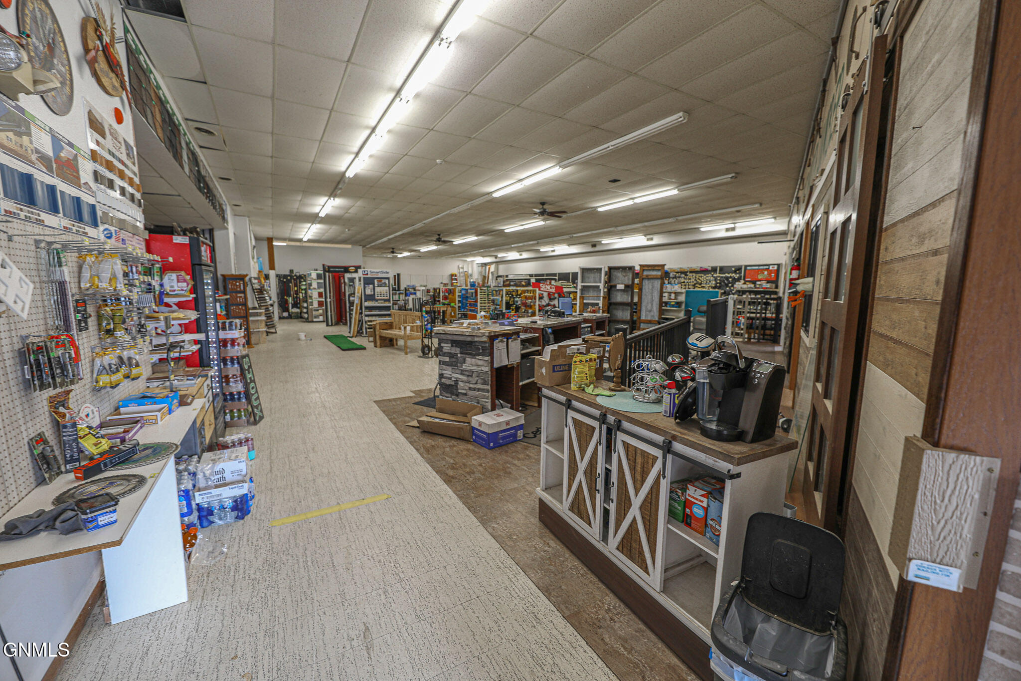 main property photo 20