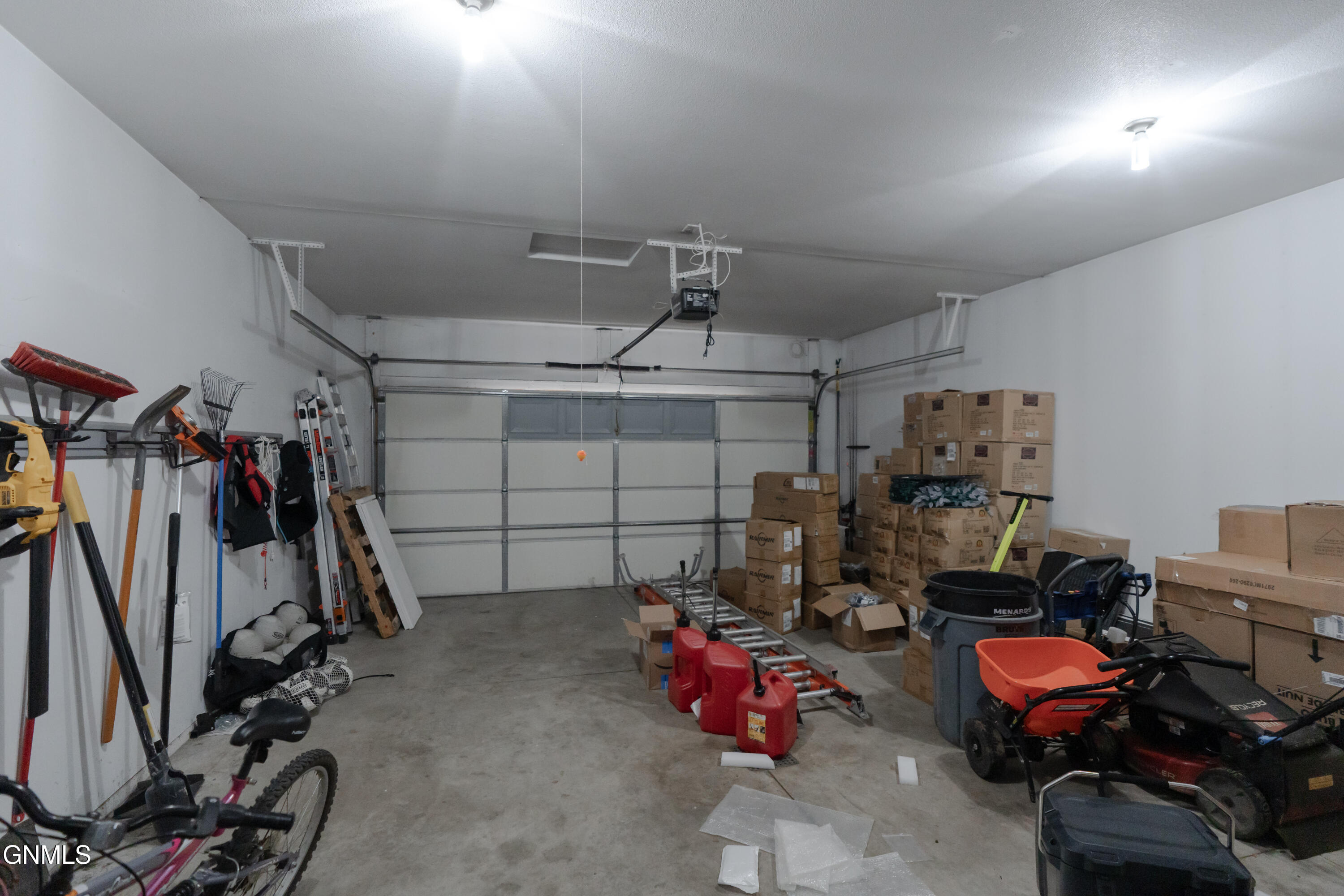 main property photo 54