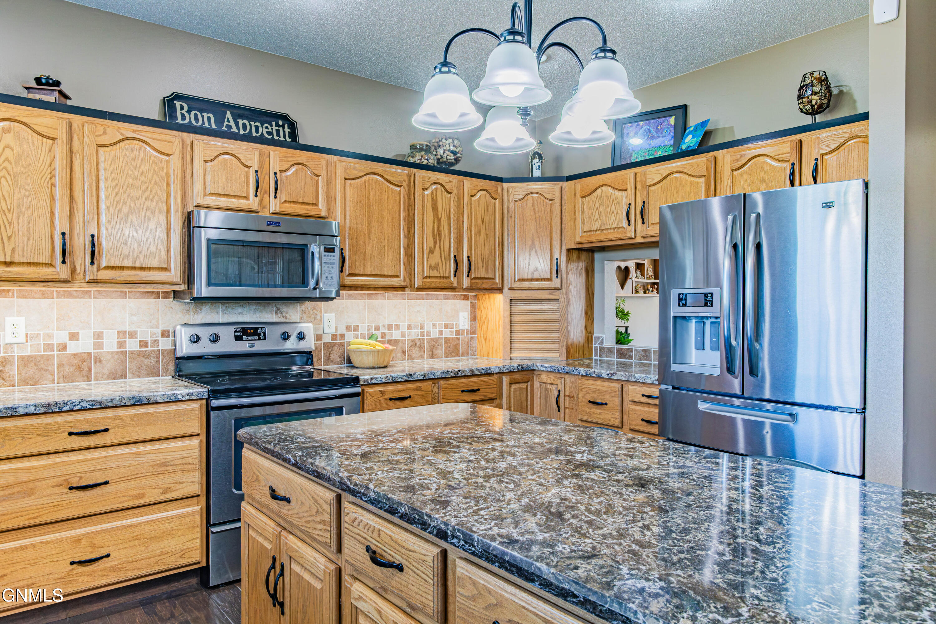 main property photo 21
