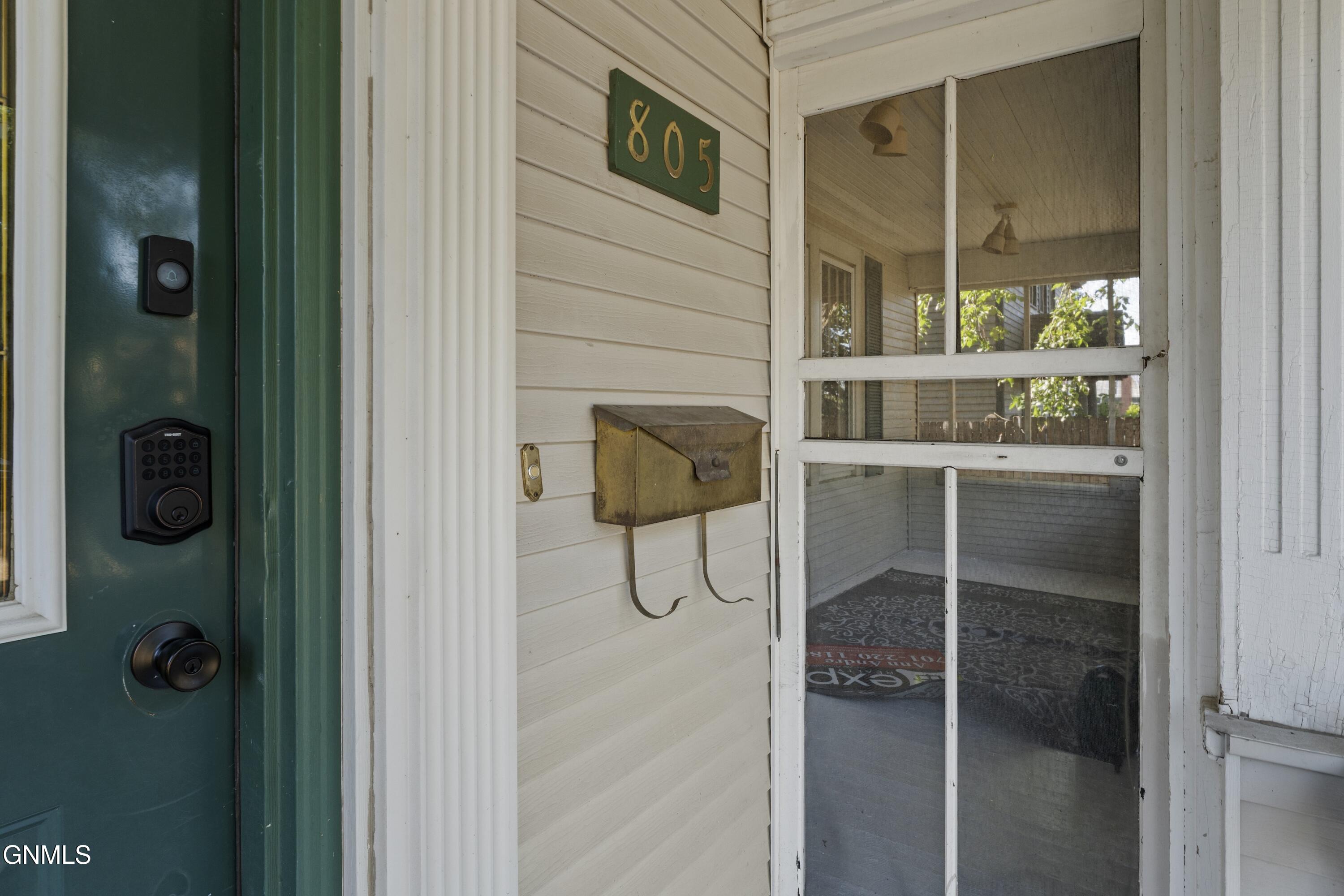 main property photo 26