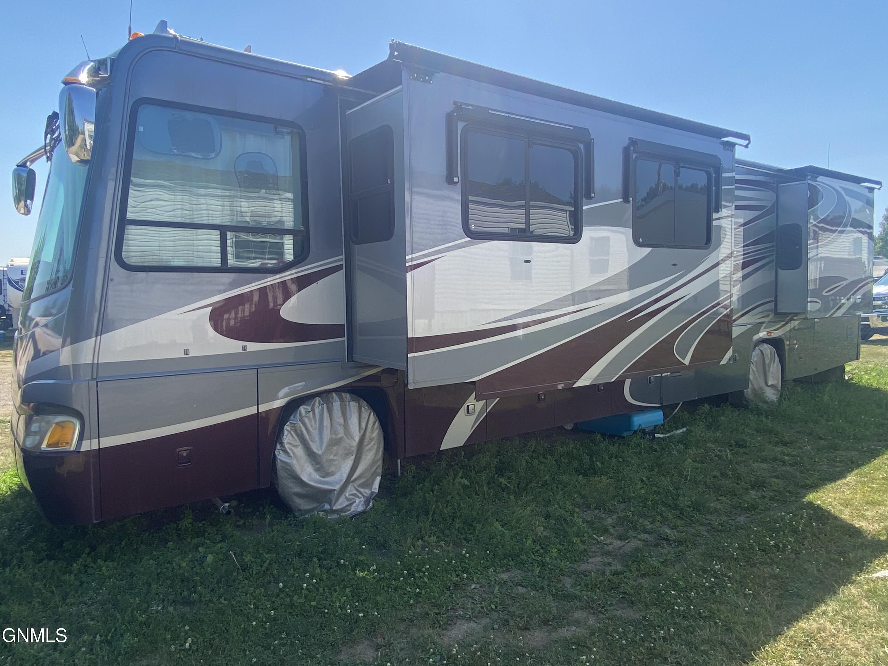 main property photo 46