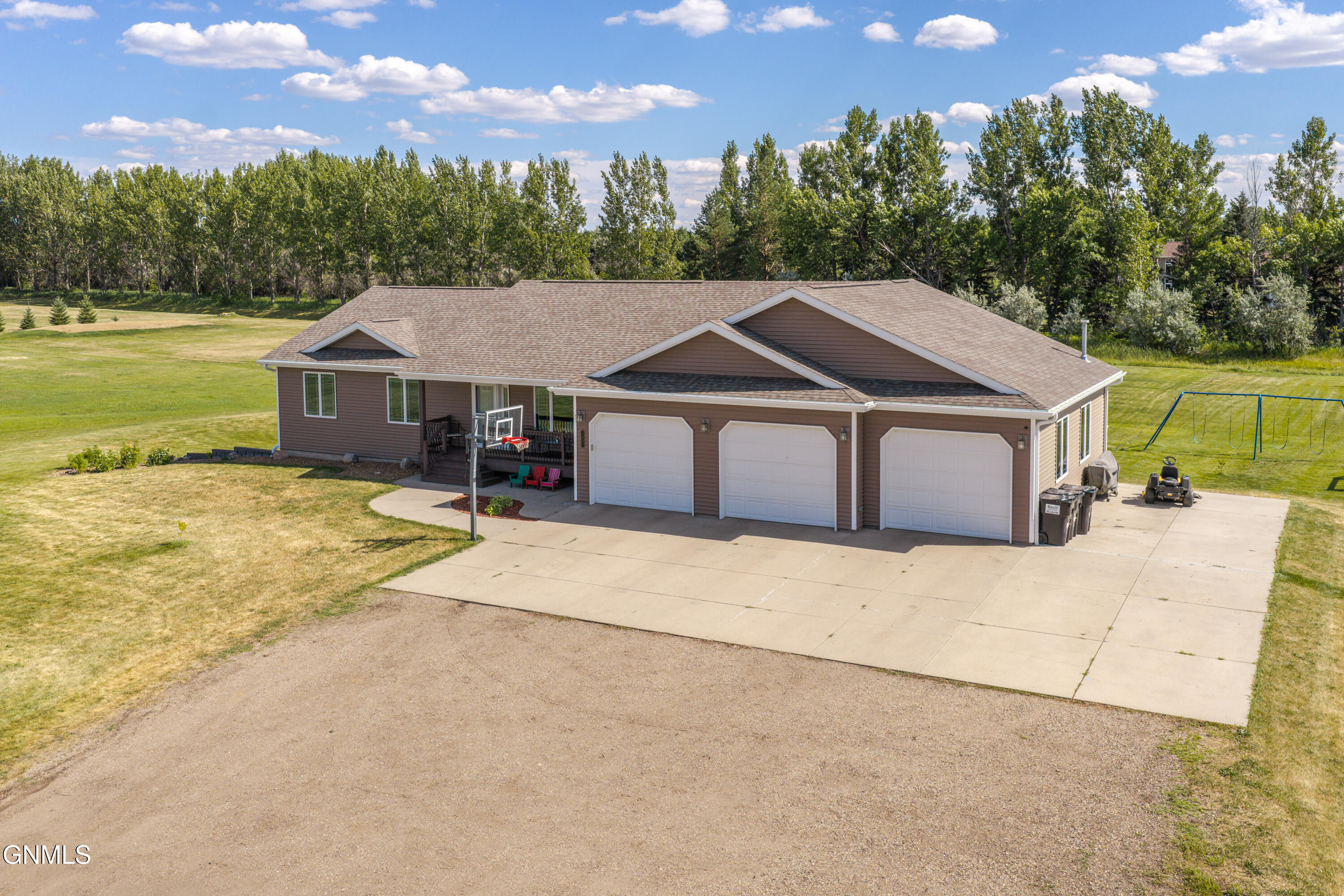 main property photo 110