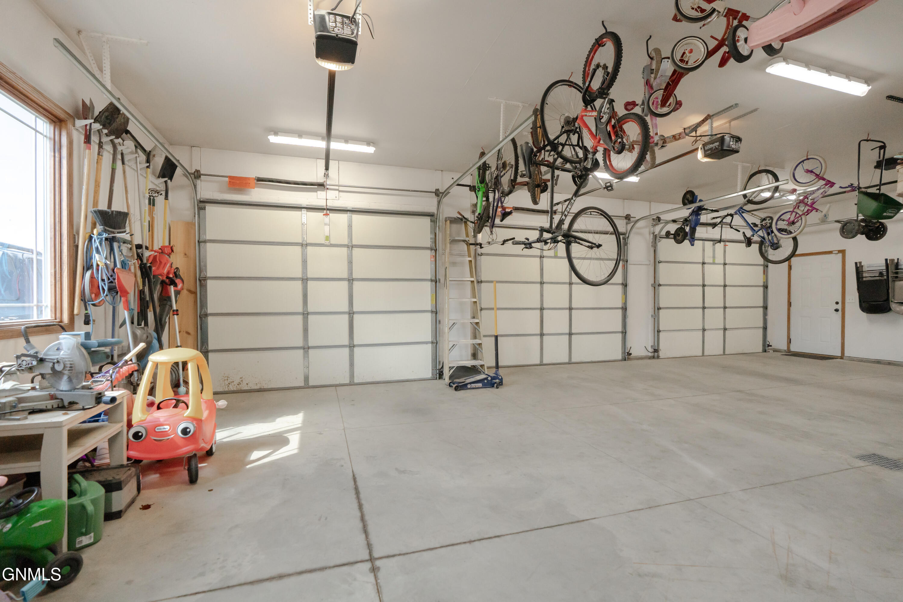 main property photo 86