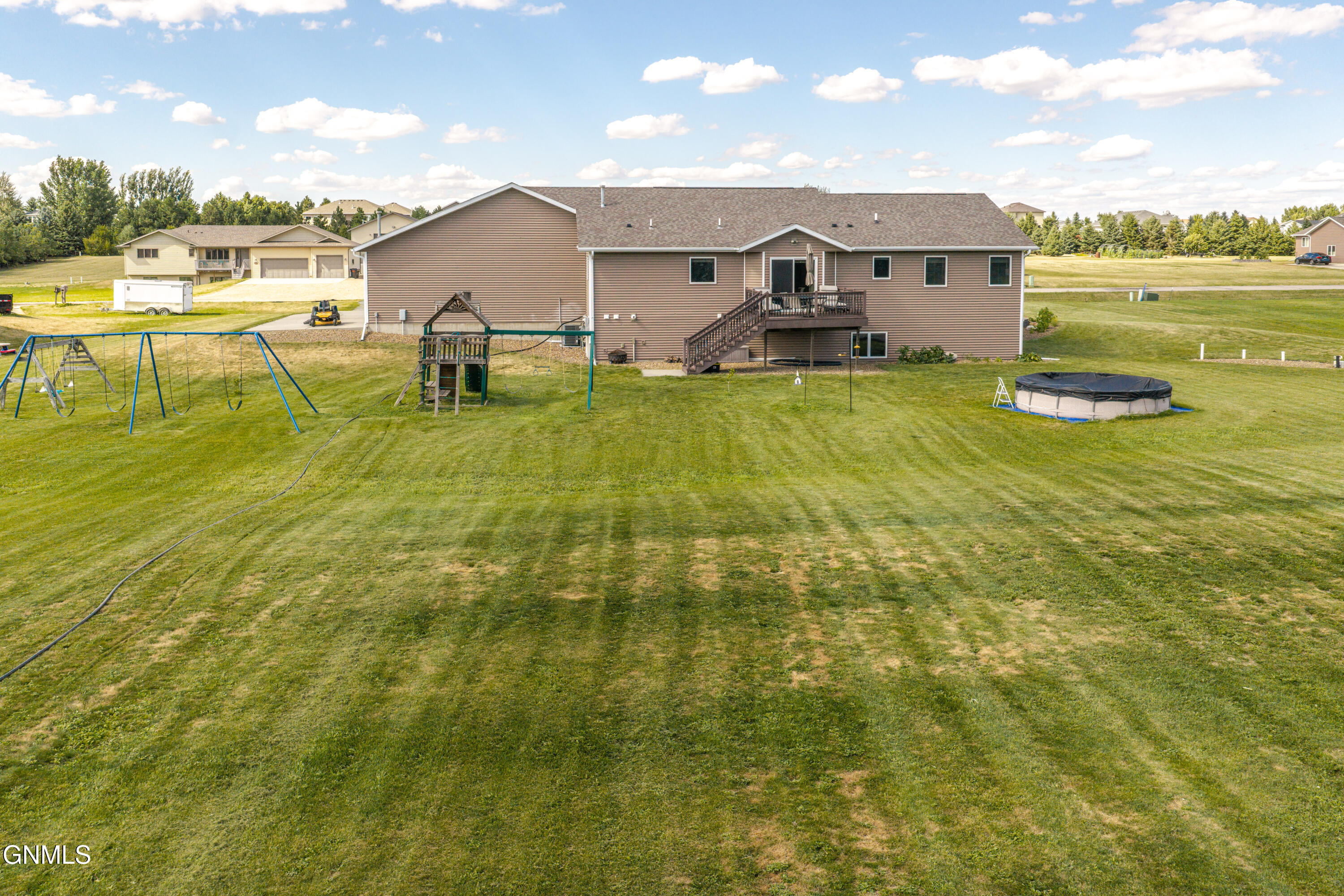 main property photo 99