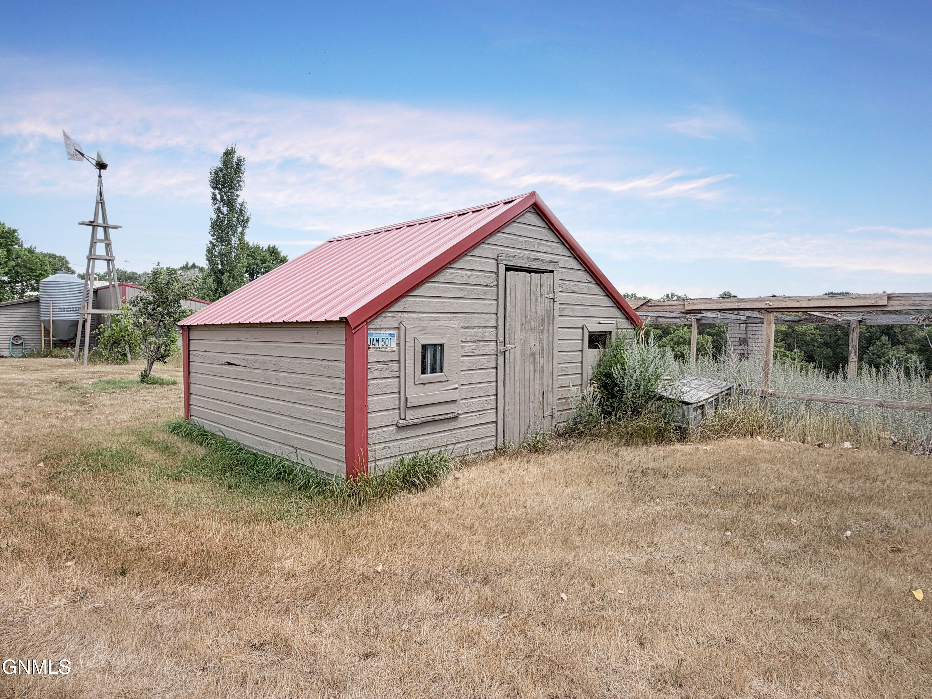 main property photo 73