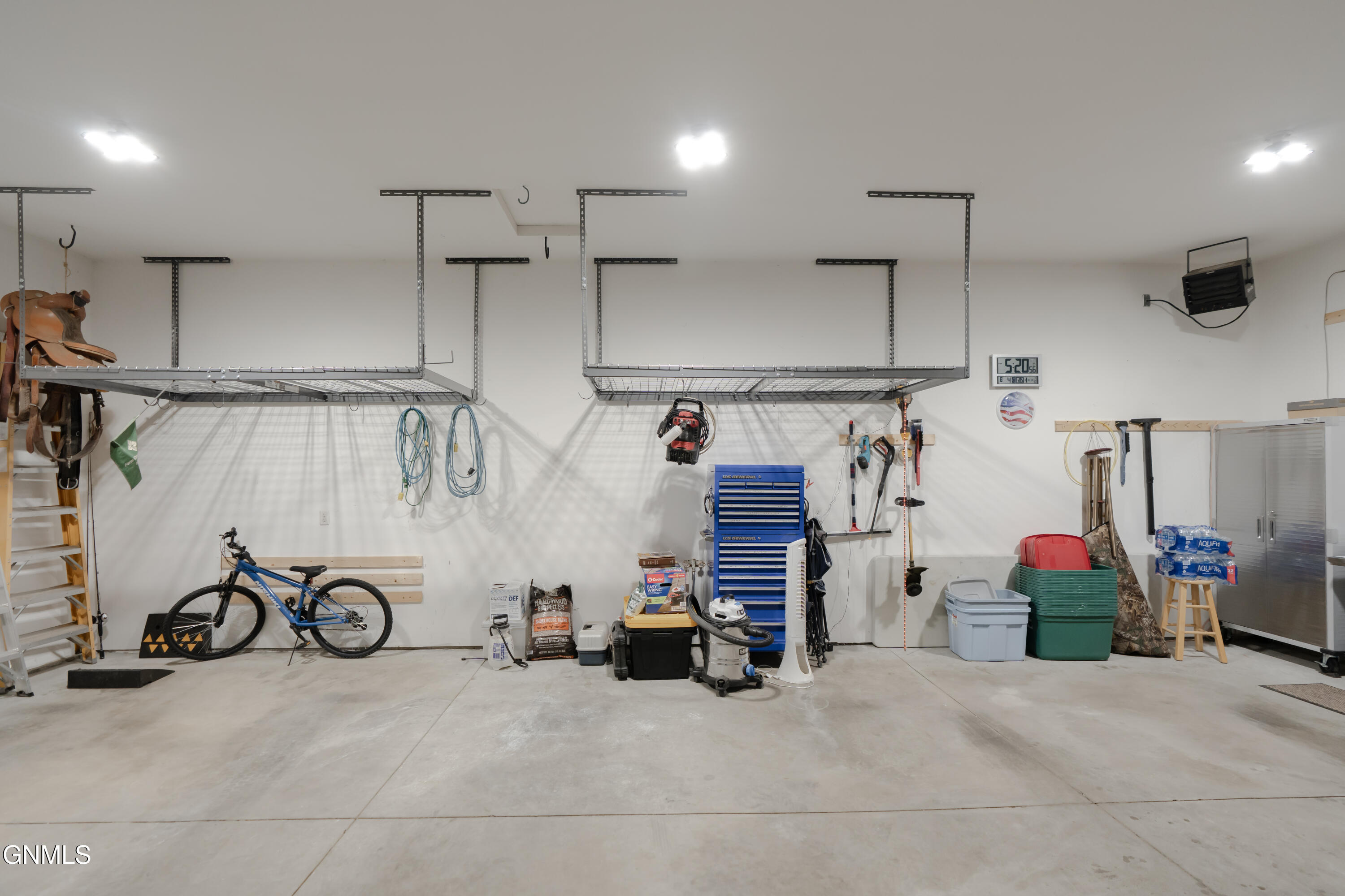 main property photo 75