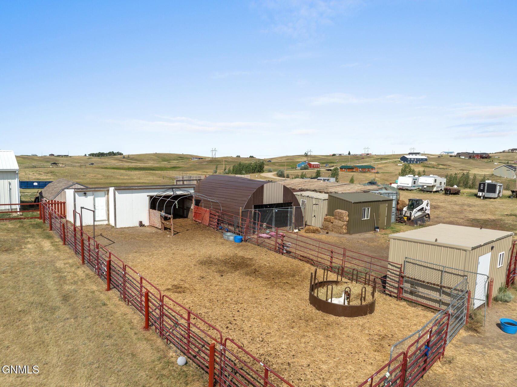 main property photo 16