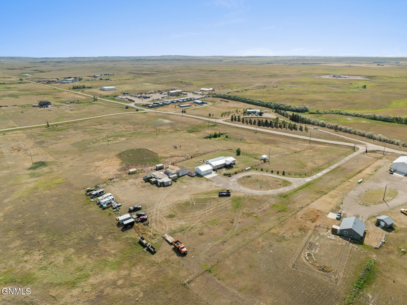 main property photo 37