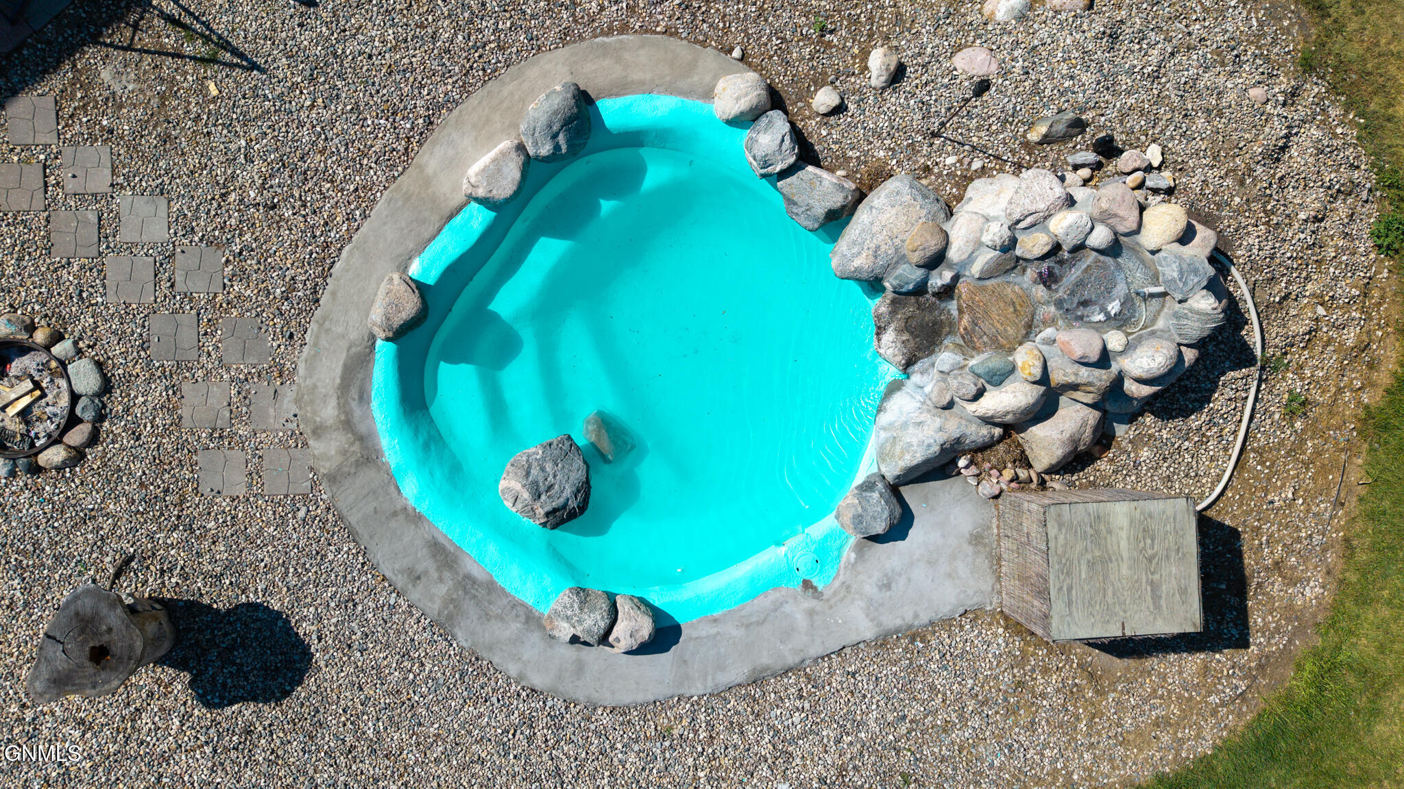 main property photo 94