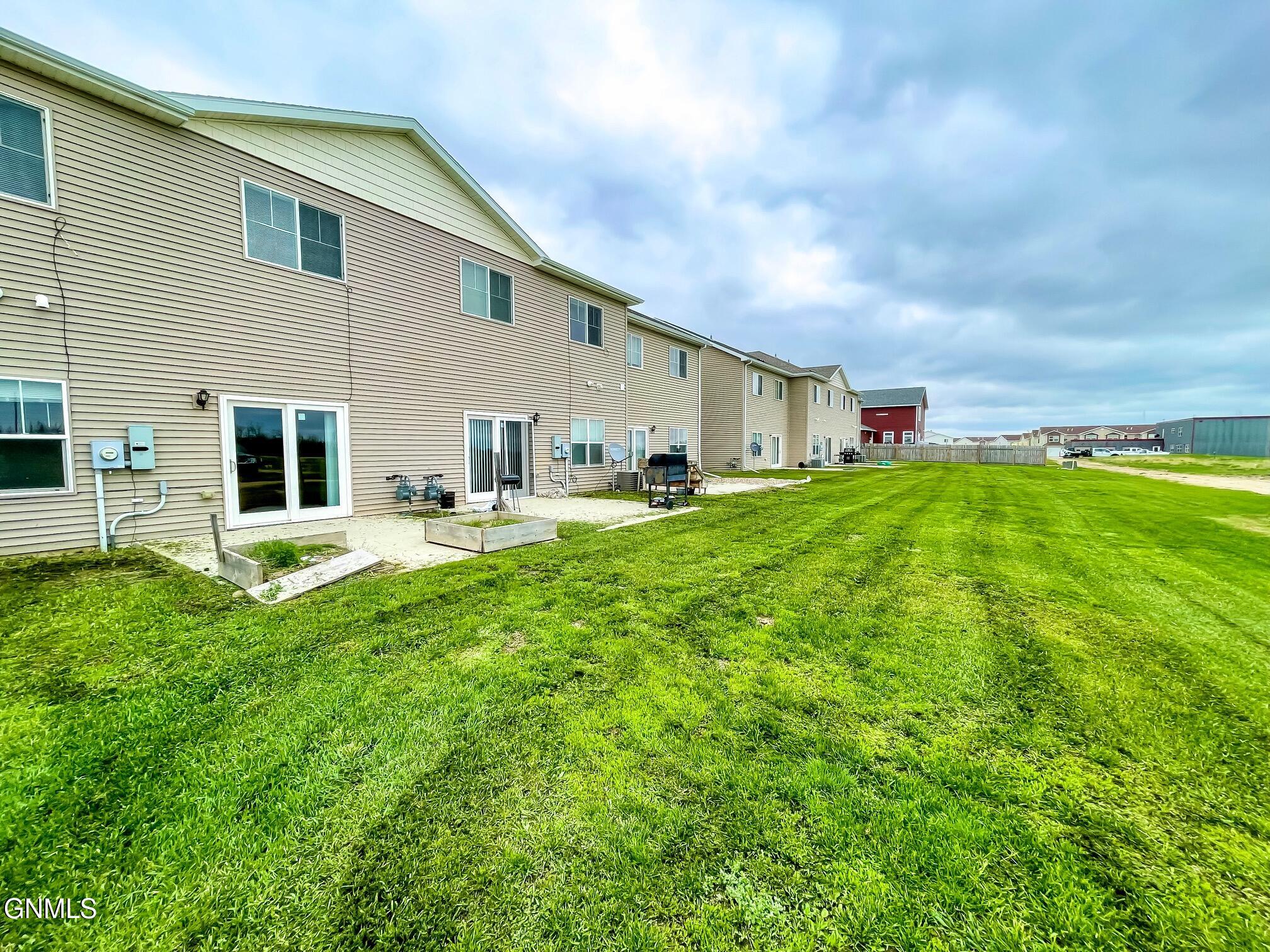 main property photo 51