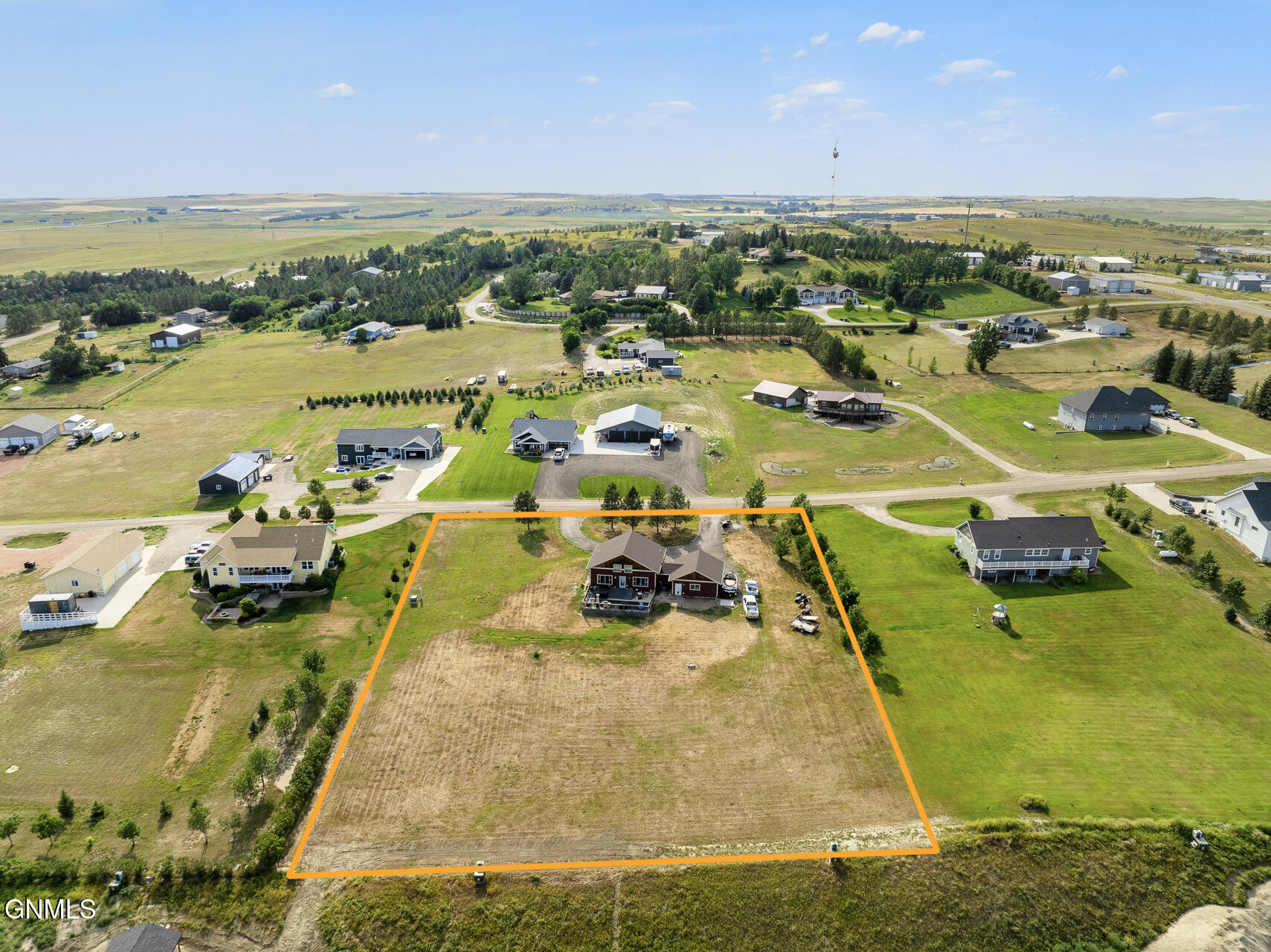 main property photo 41