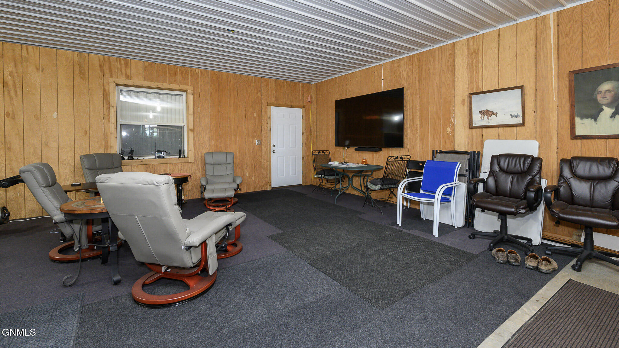 main property photo 88