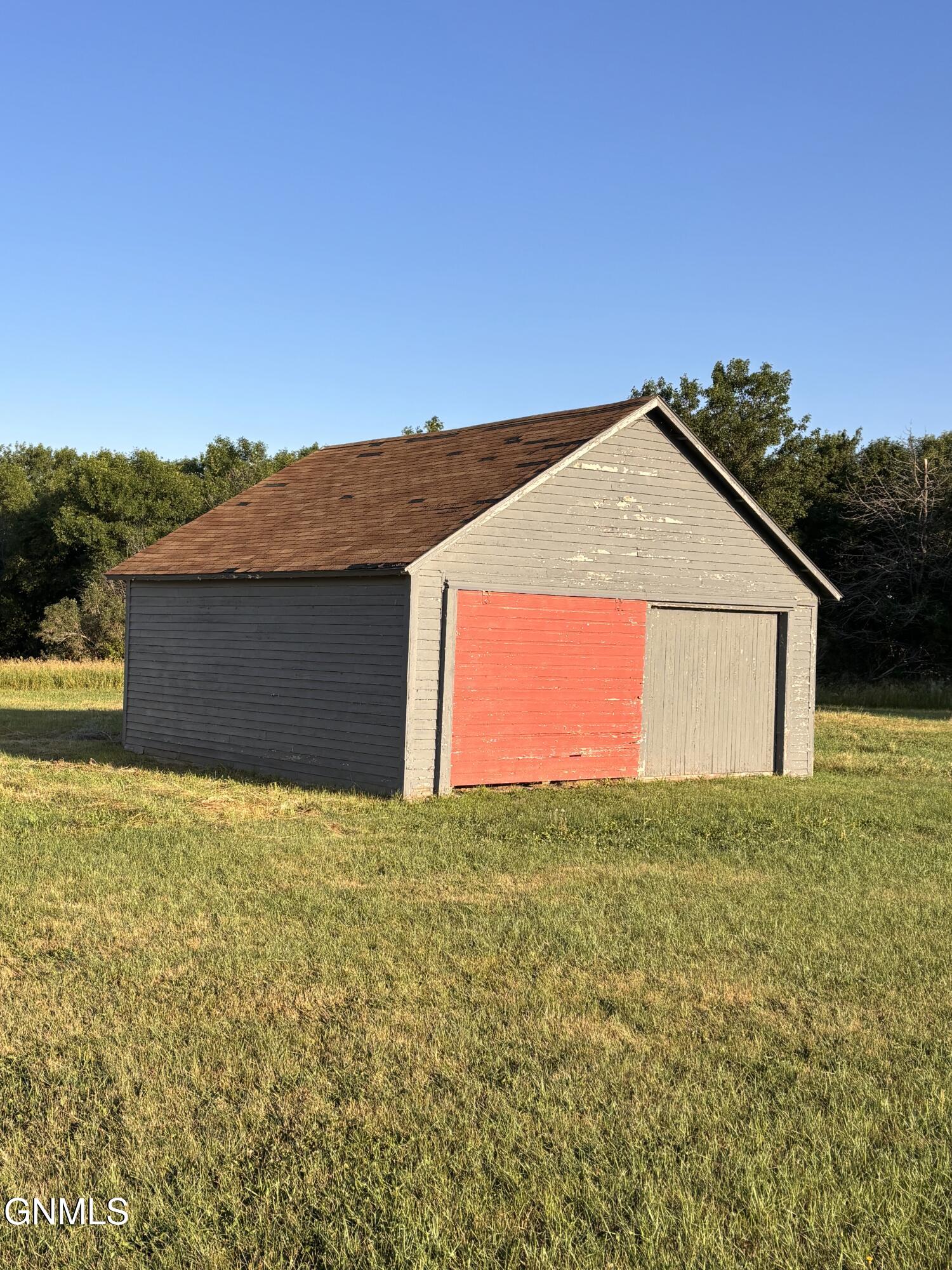 main property photo 106