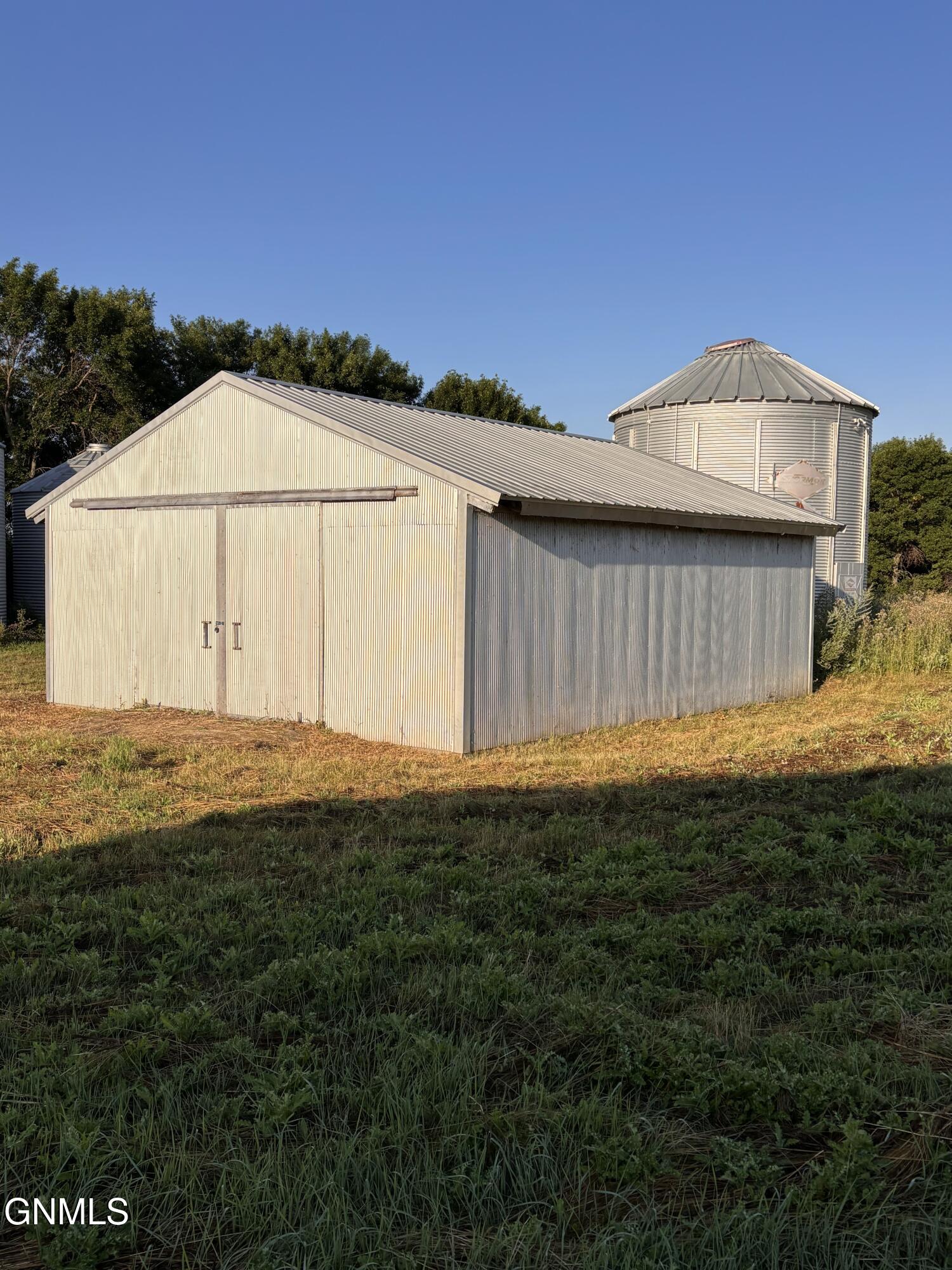 main property photo 113