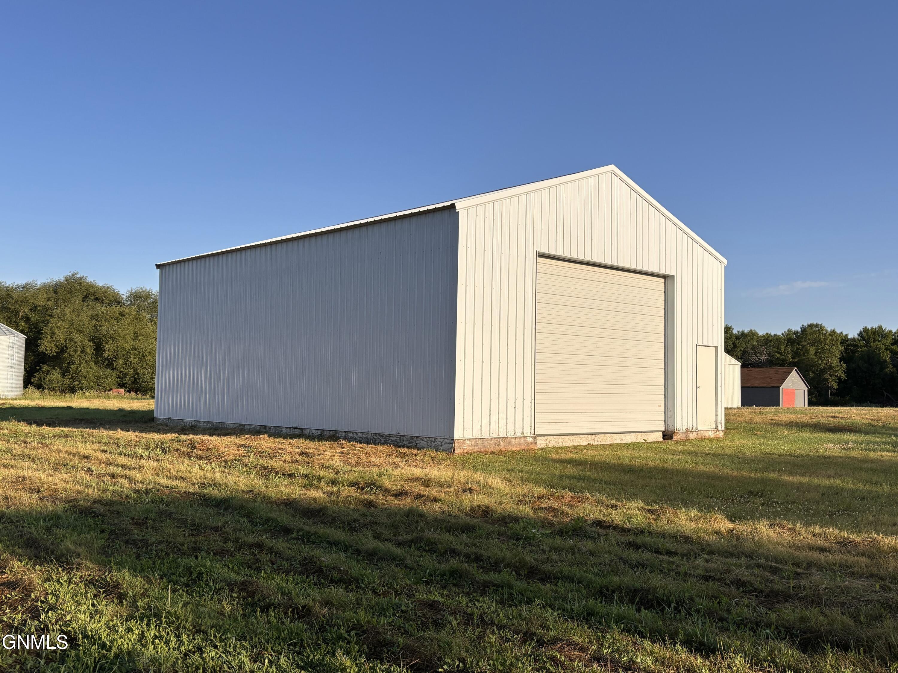 main property photo 116