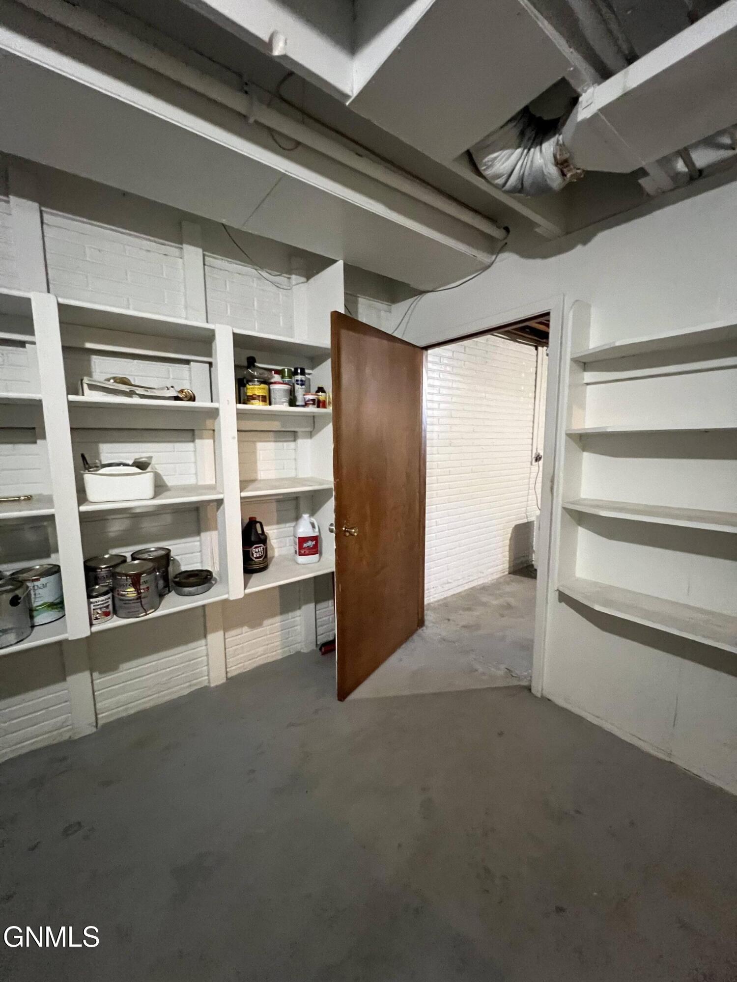 main property photo 78