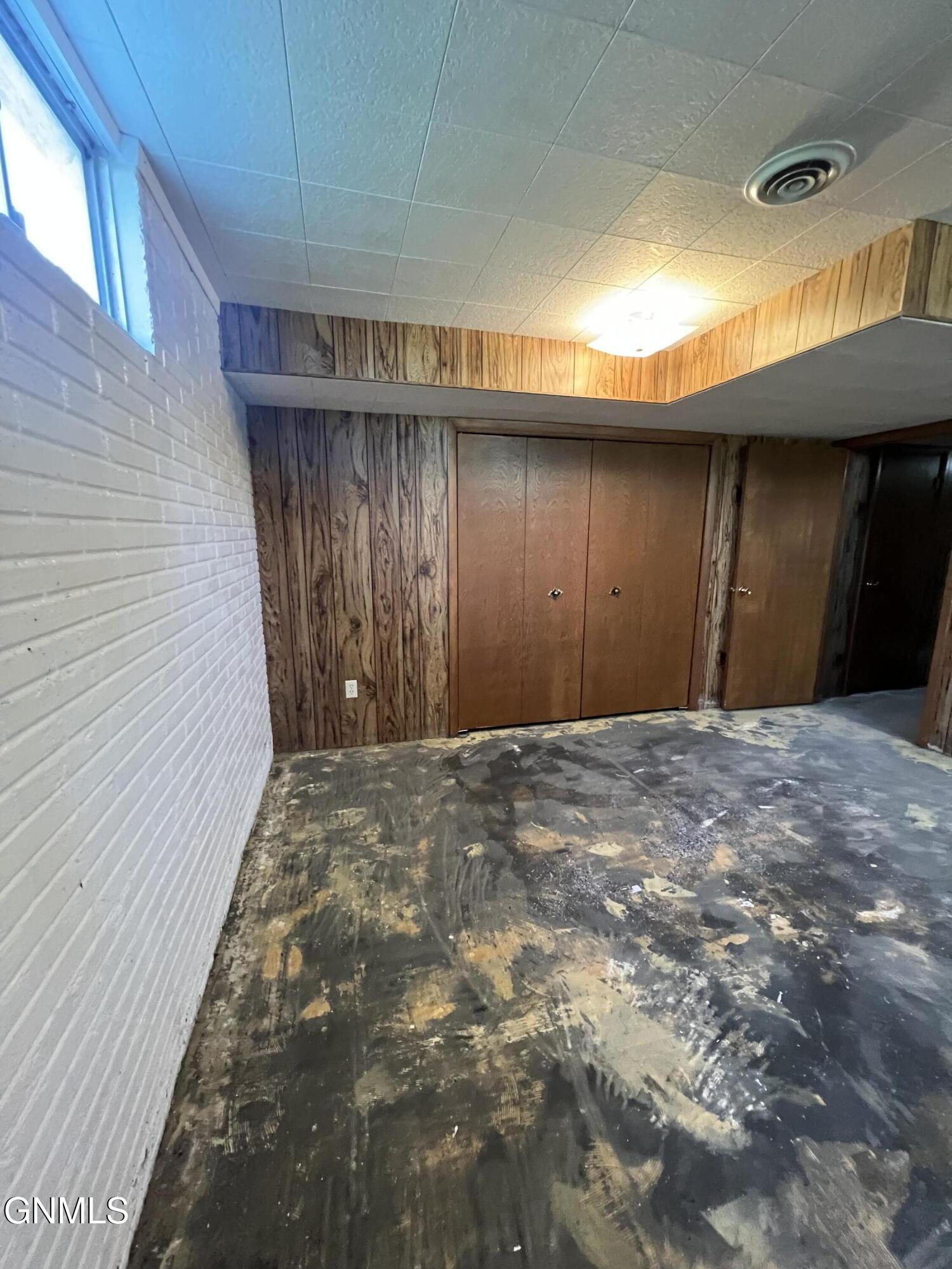 main property photo 88