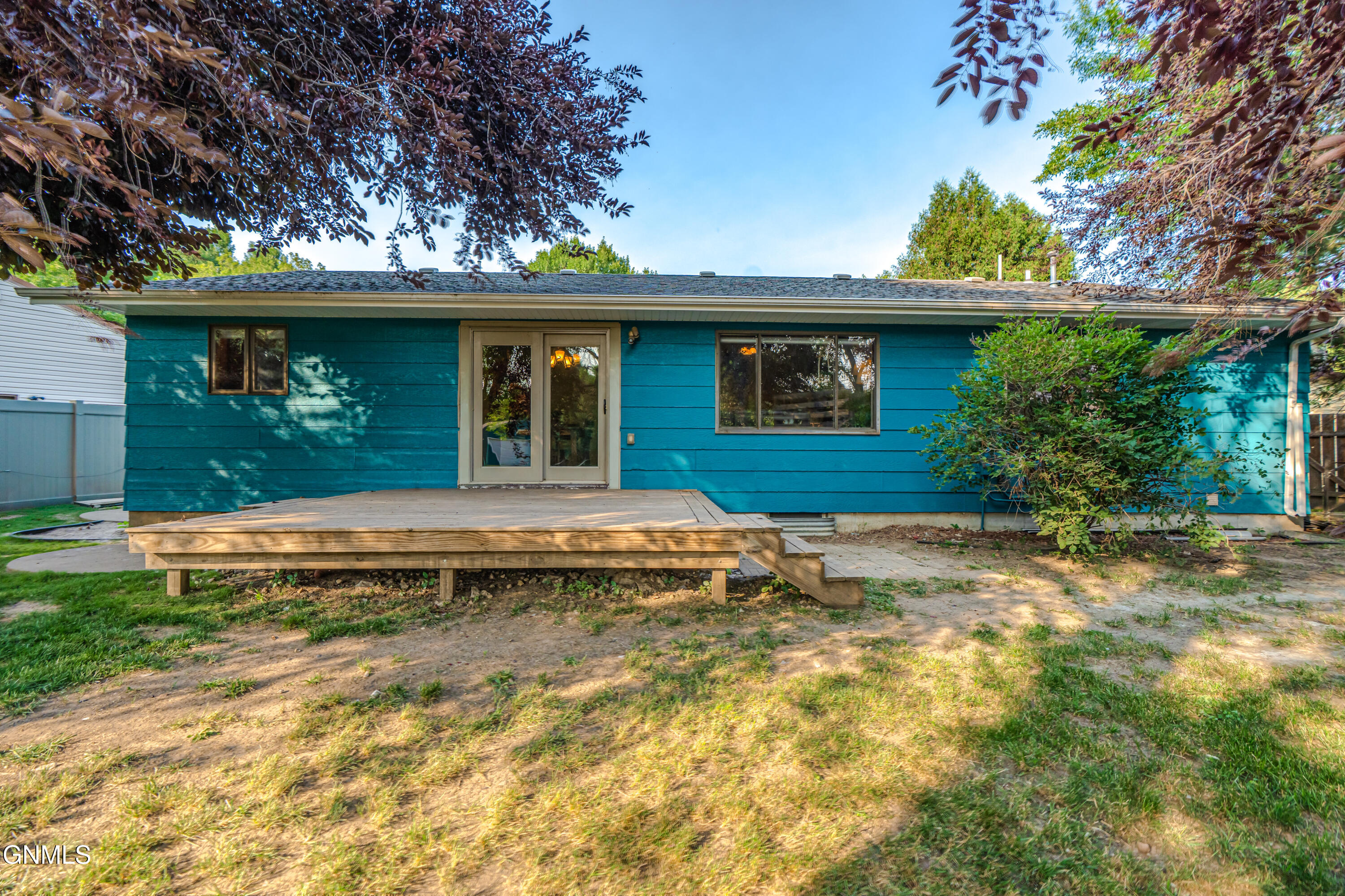 main property photo 70