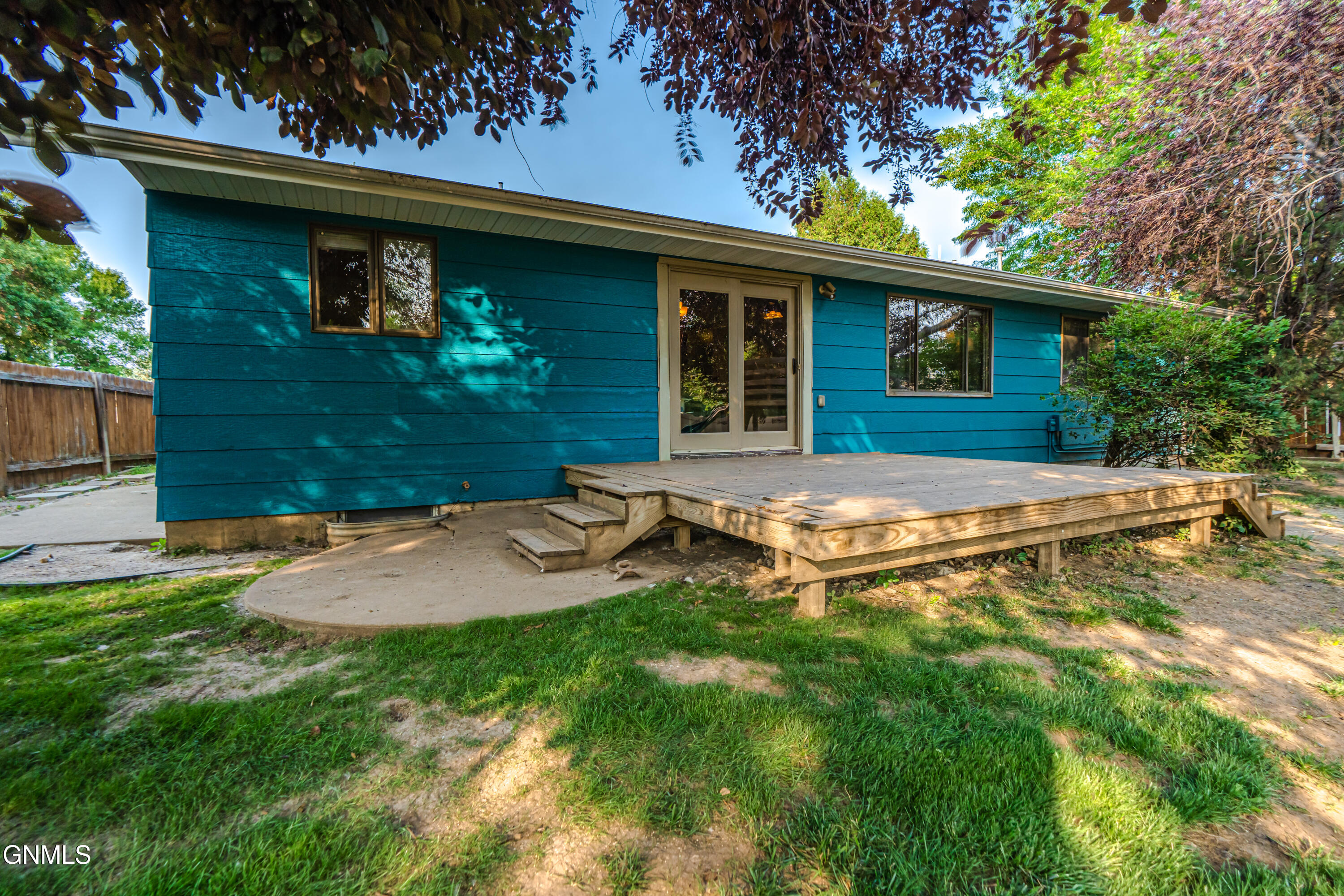 main property photo 71