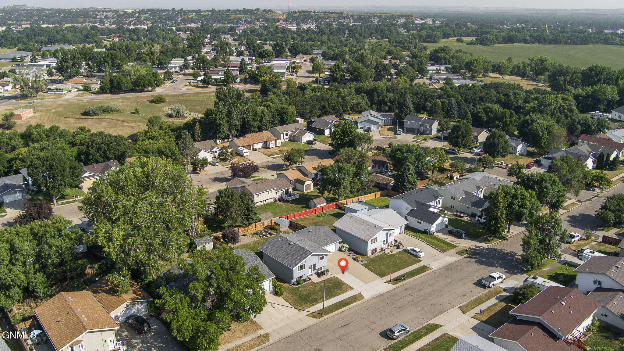 main property photo 45