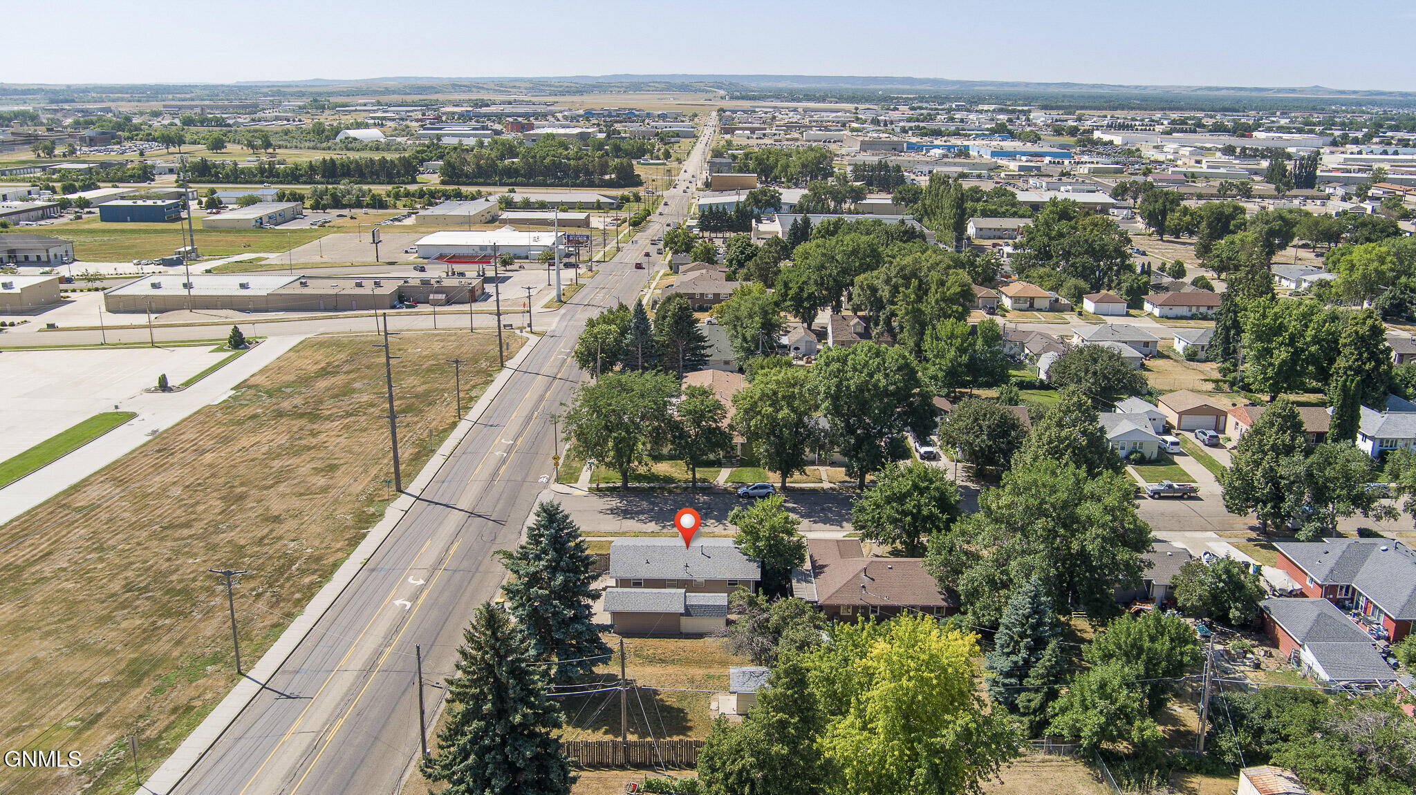 main property photo 34