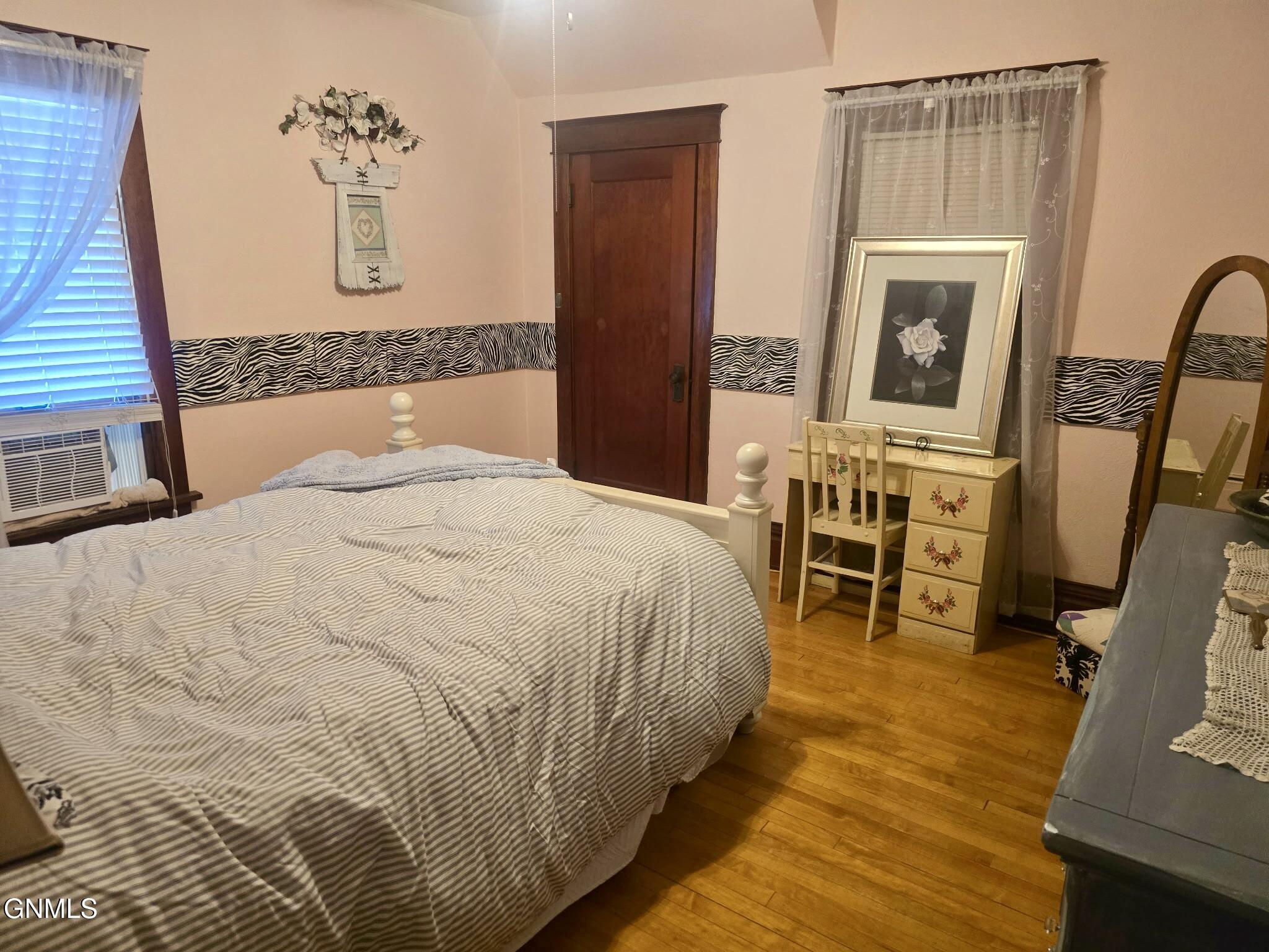 main property photo 27