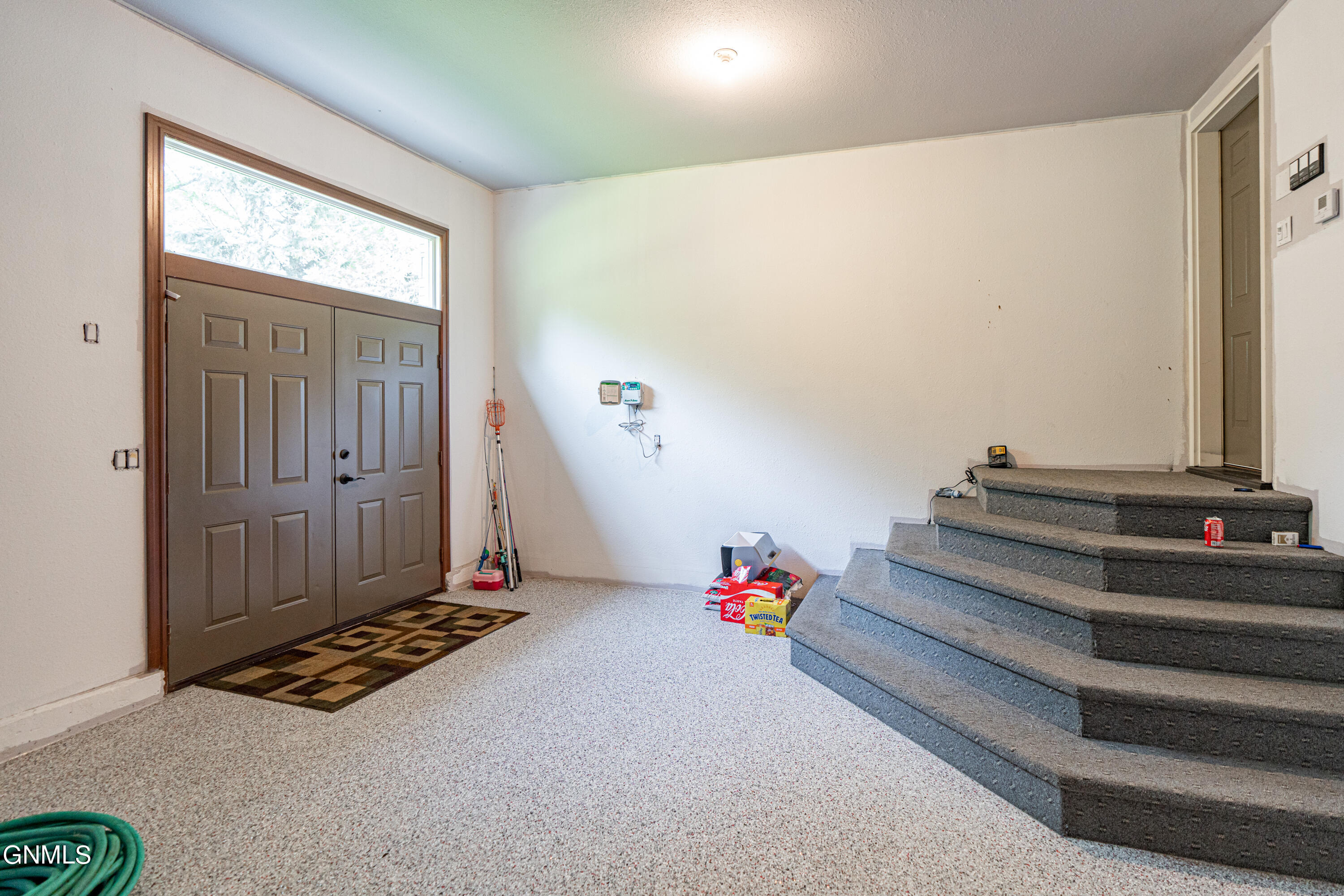 main property photo 128