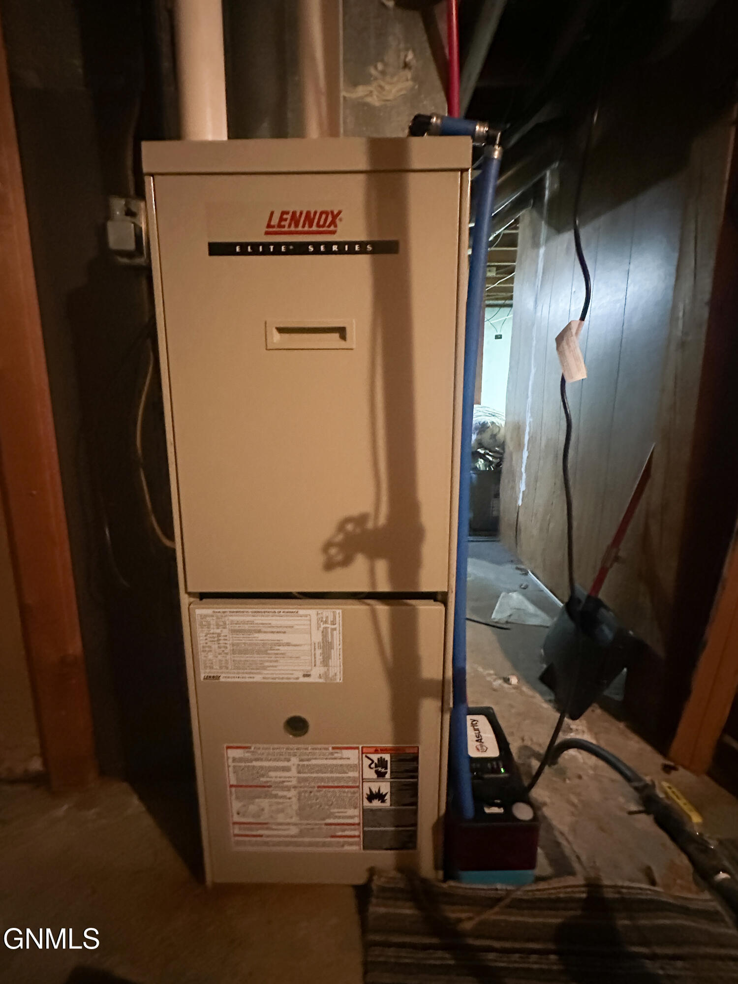 main property photo 34