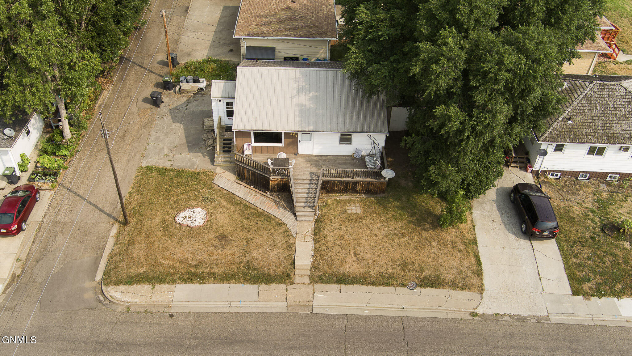 main property photo 22