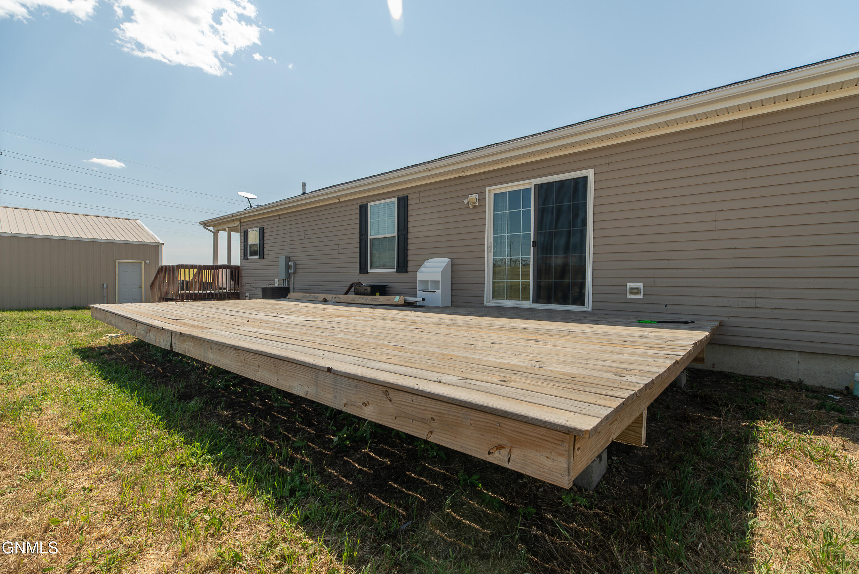 main property photo 46