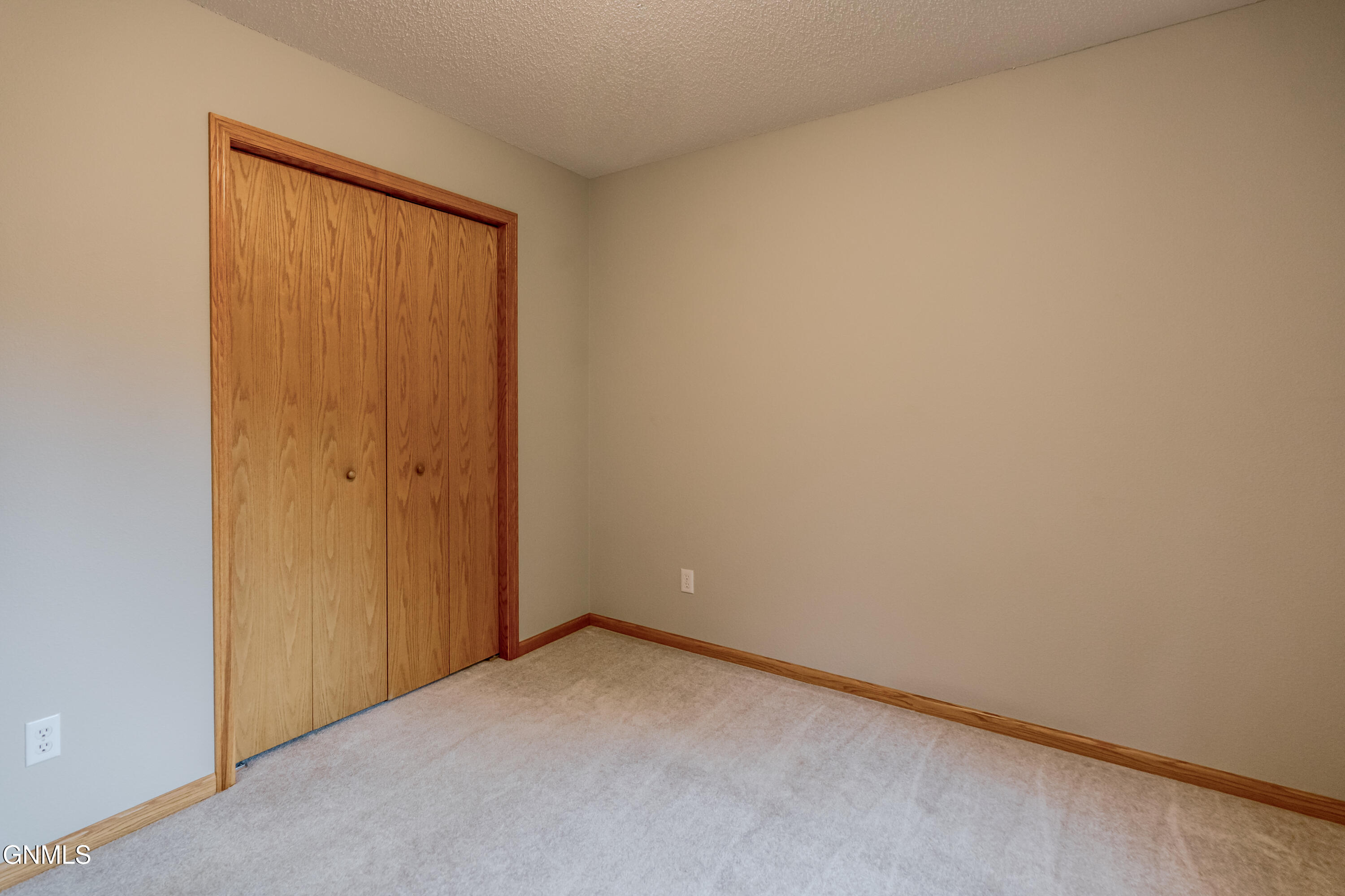 main property photo 75
