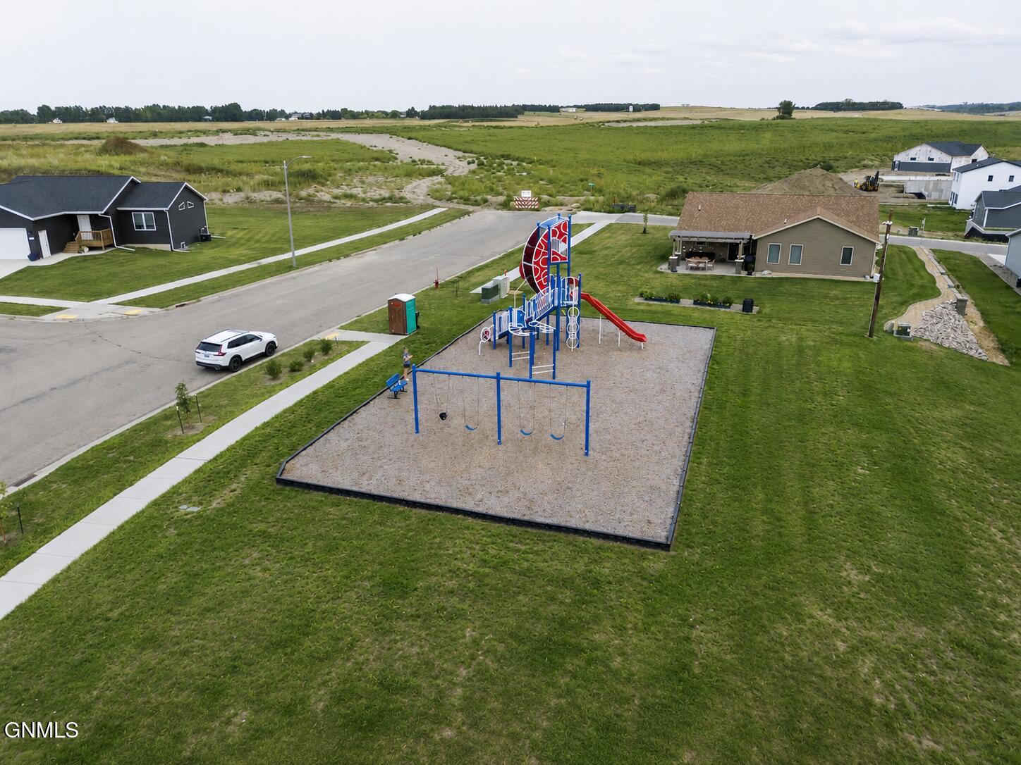 main property photo 19