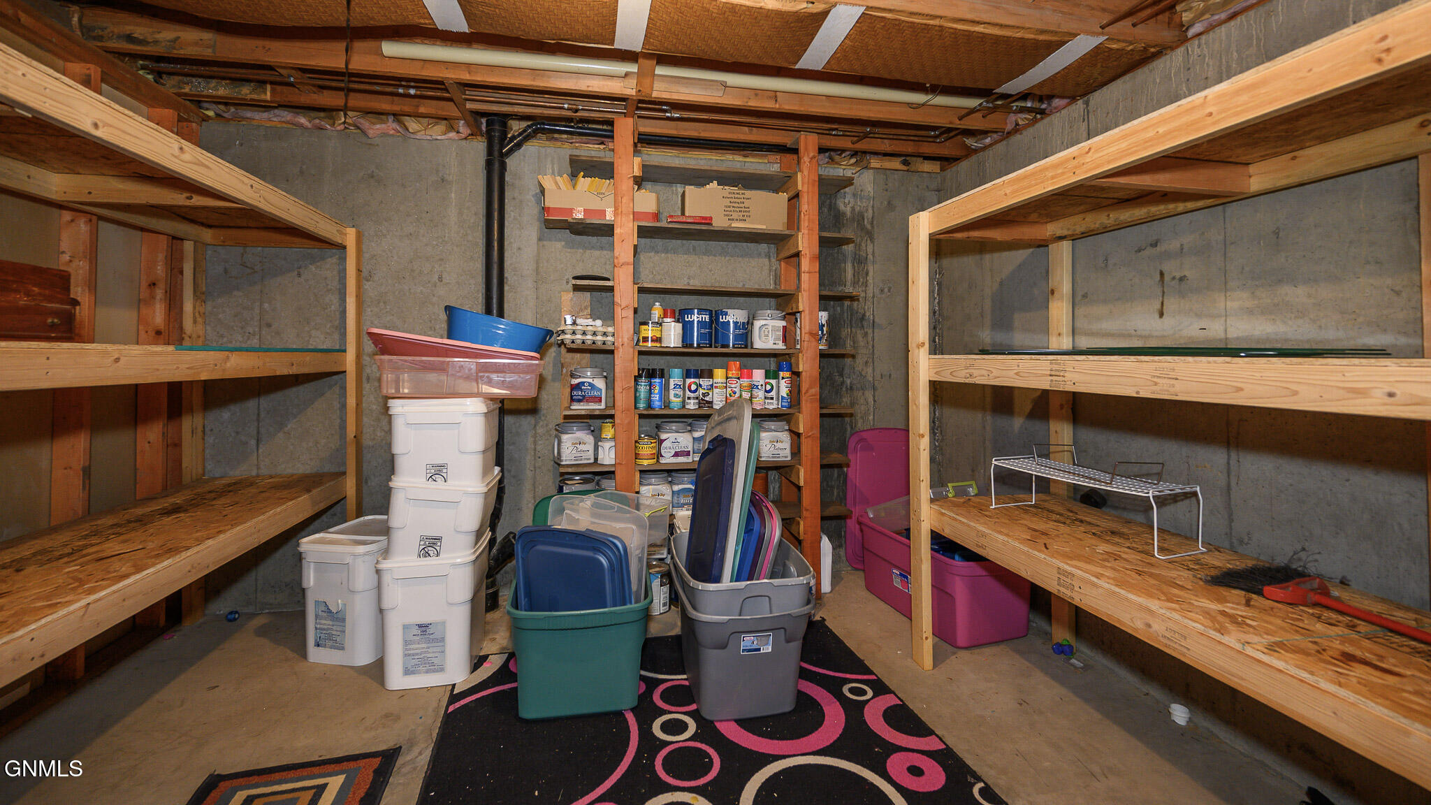 main property photo 18