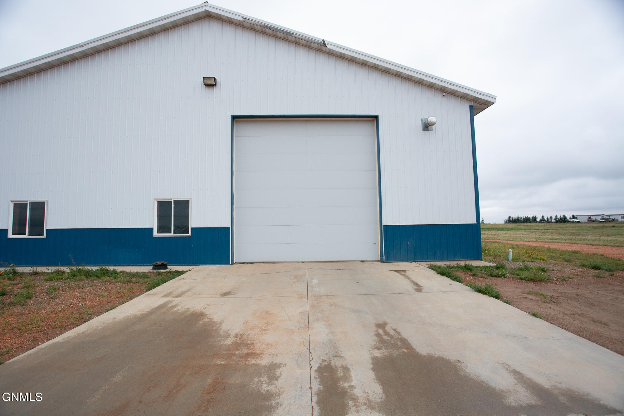 main property photo 51