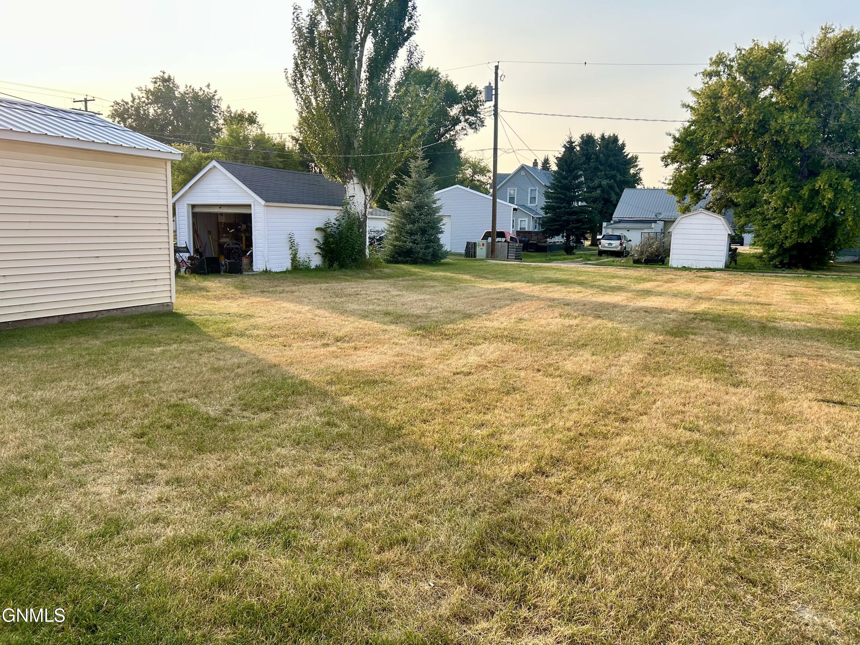 main property photo 48