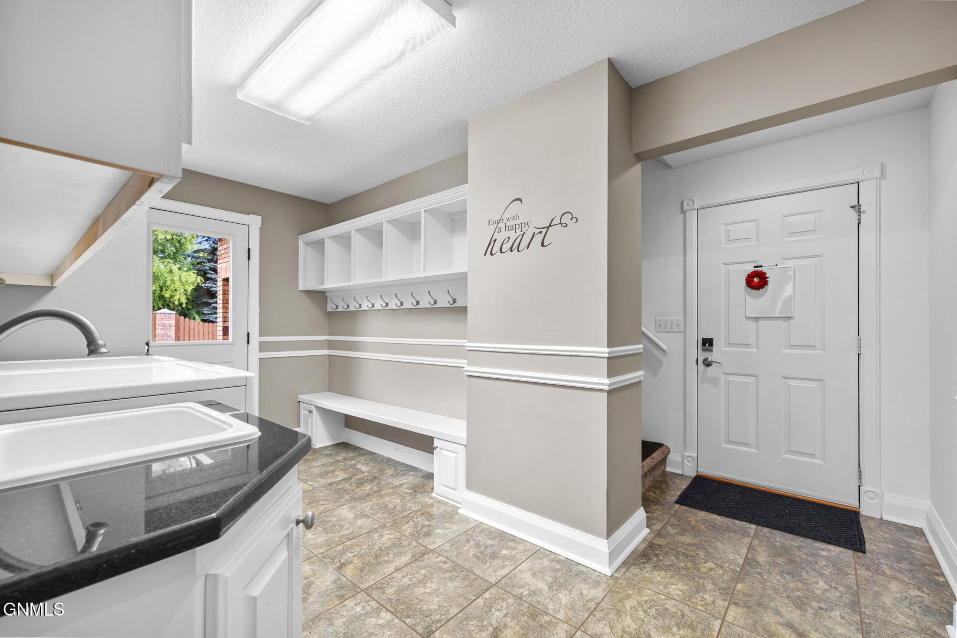 main property photo 75