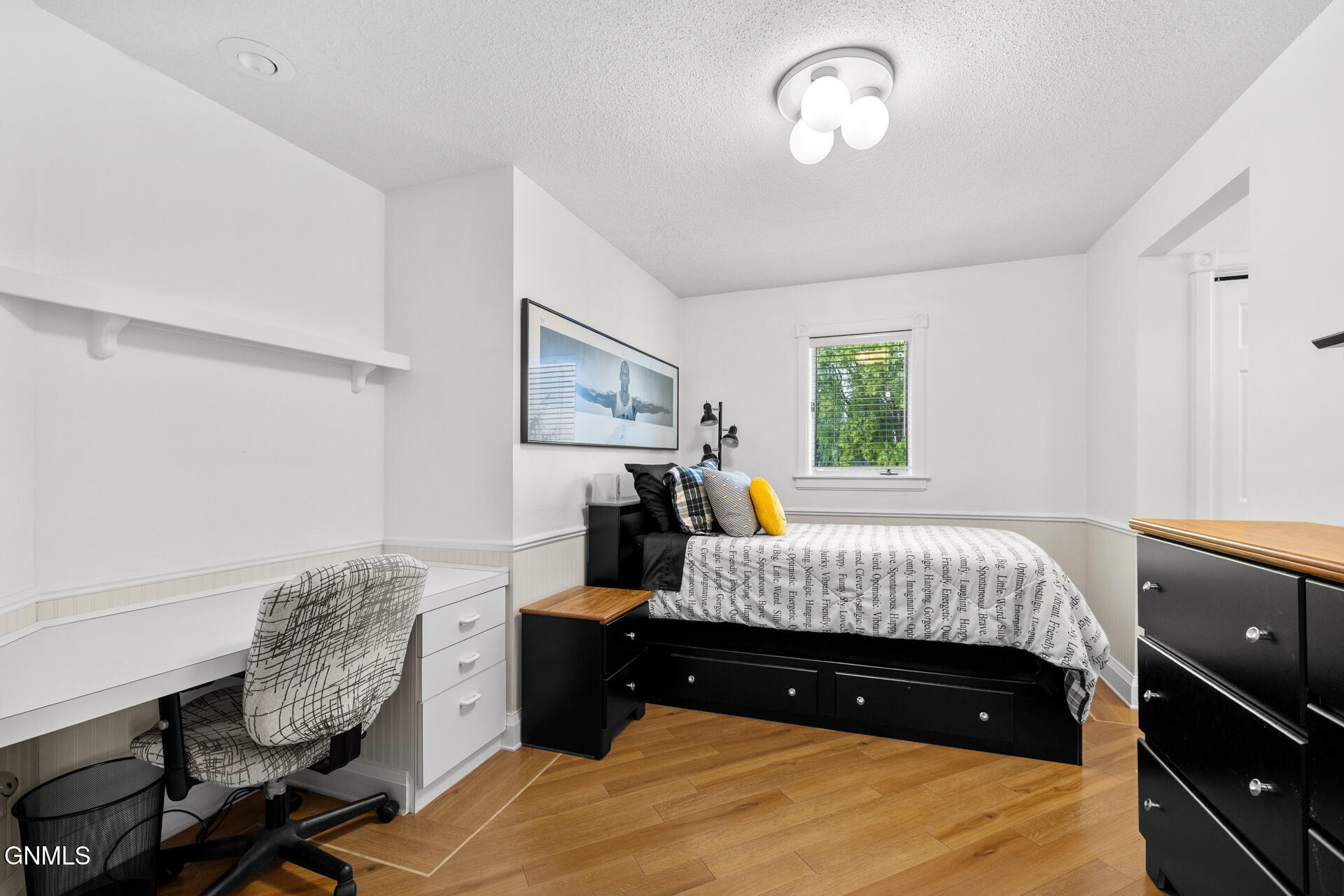 main property photo 89