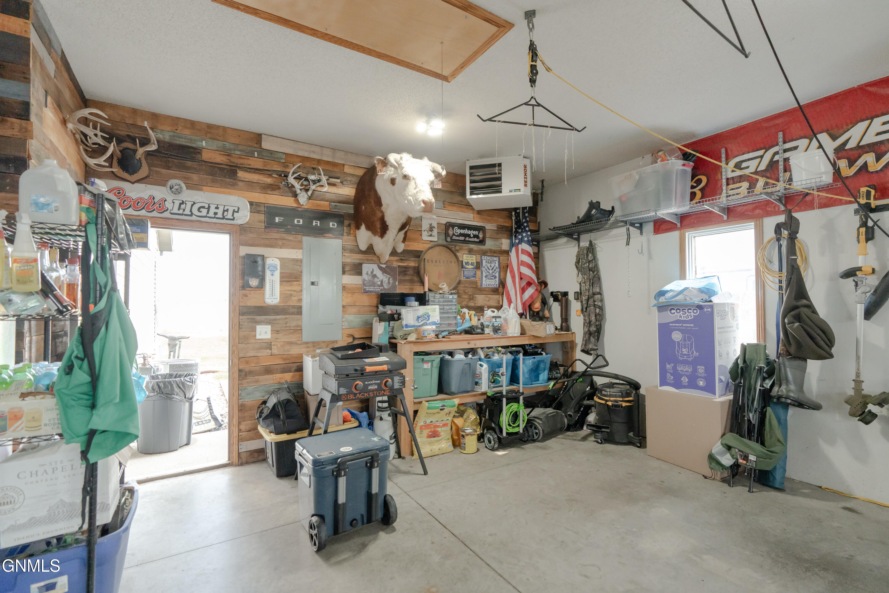 main property photo 61
