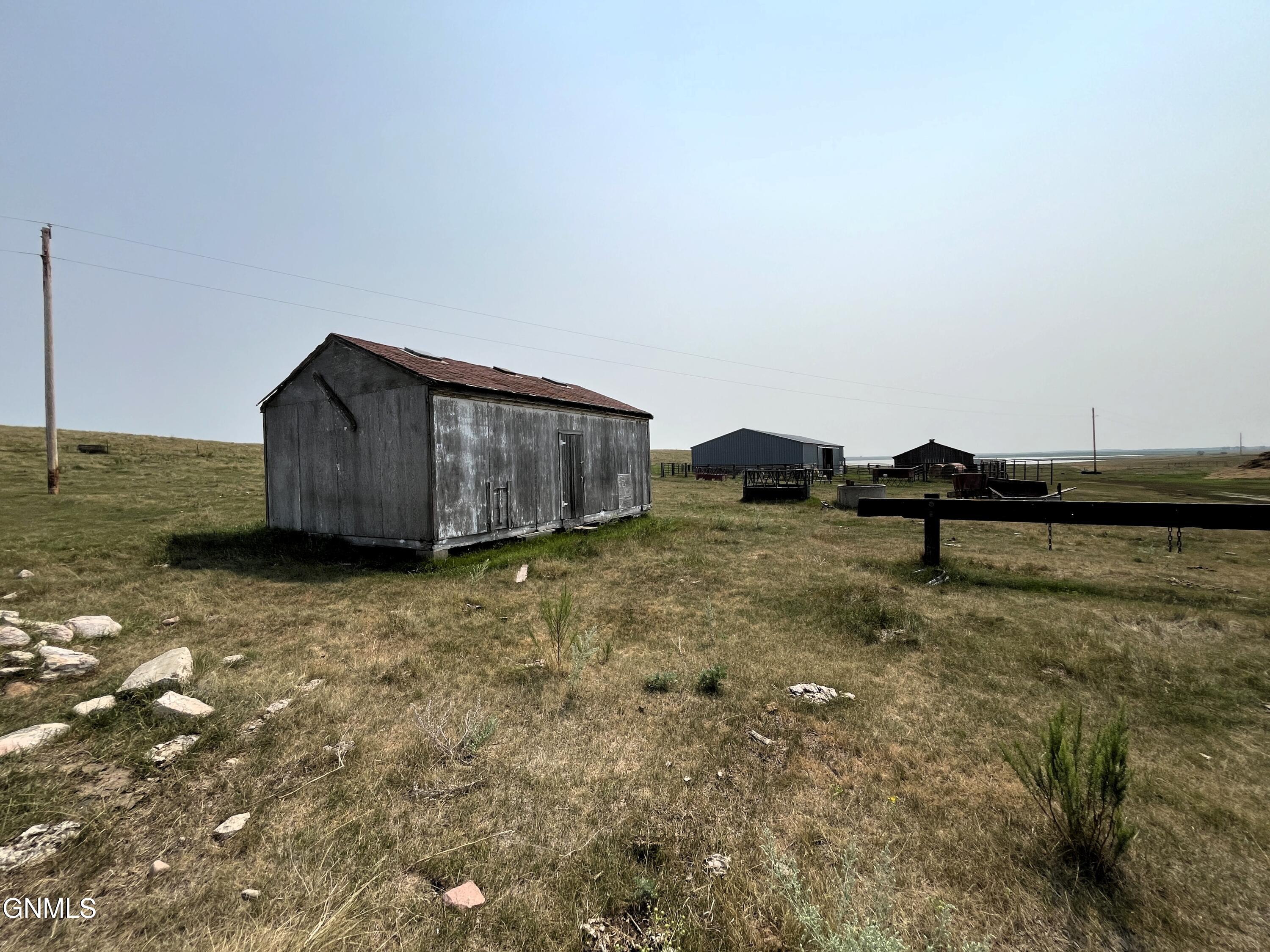 main property photo 41
