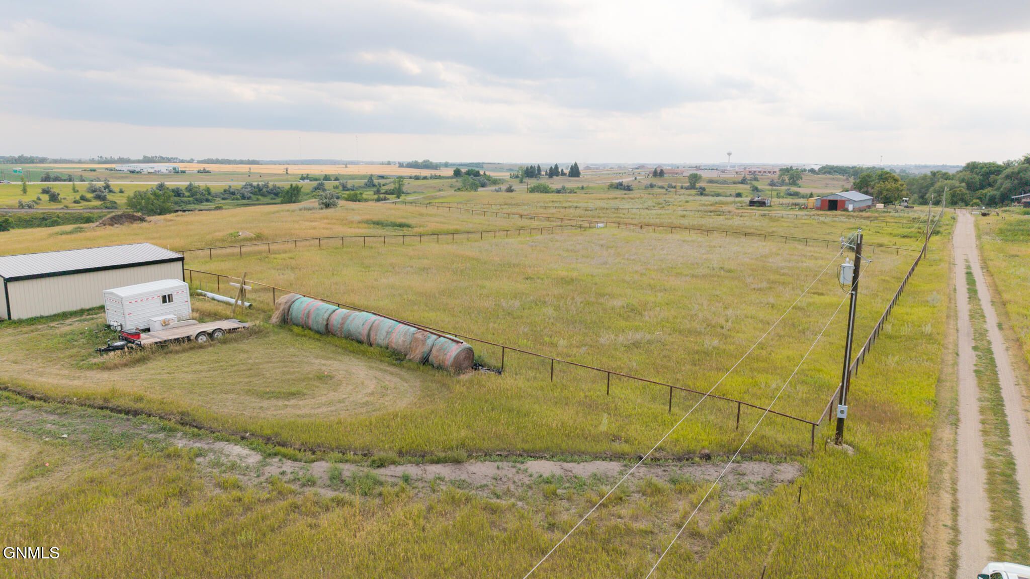 main property photo 68