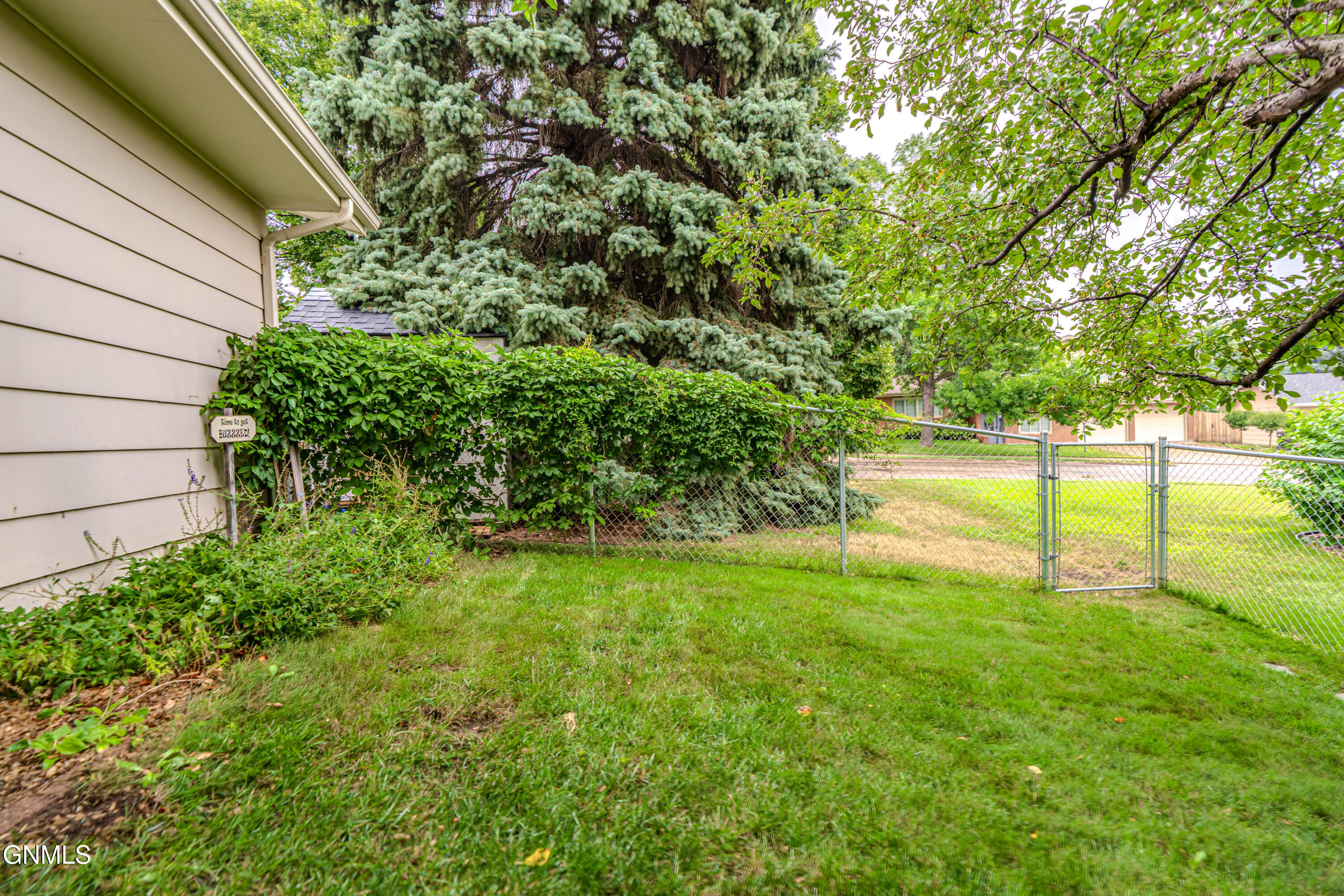 main property photo 62