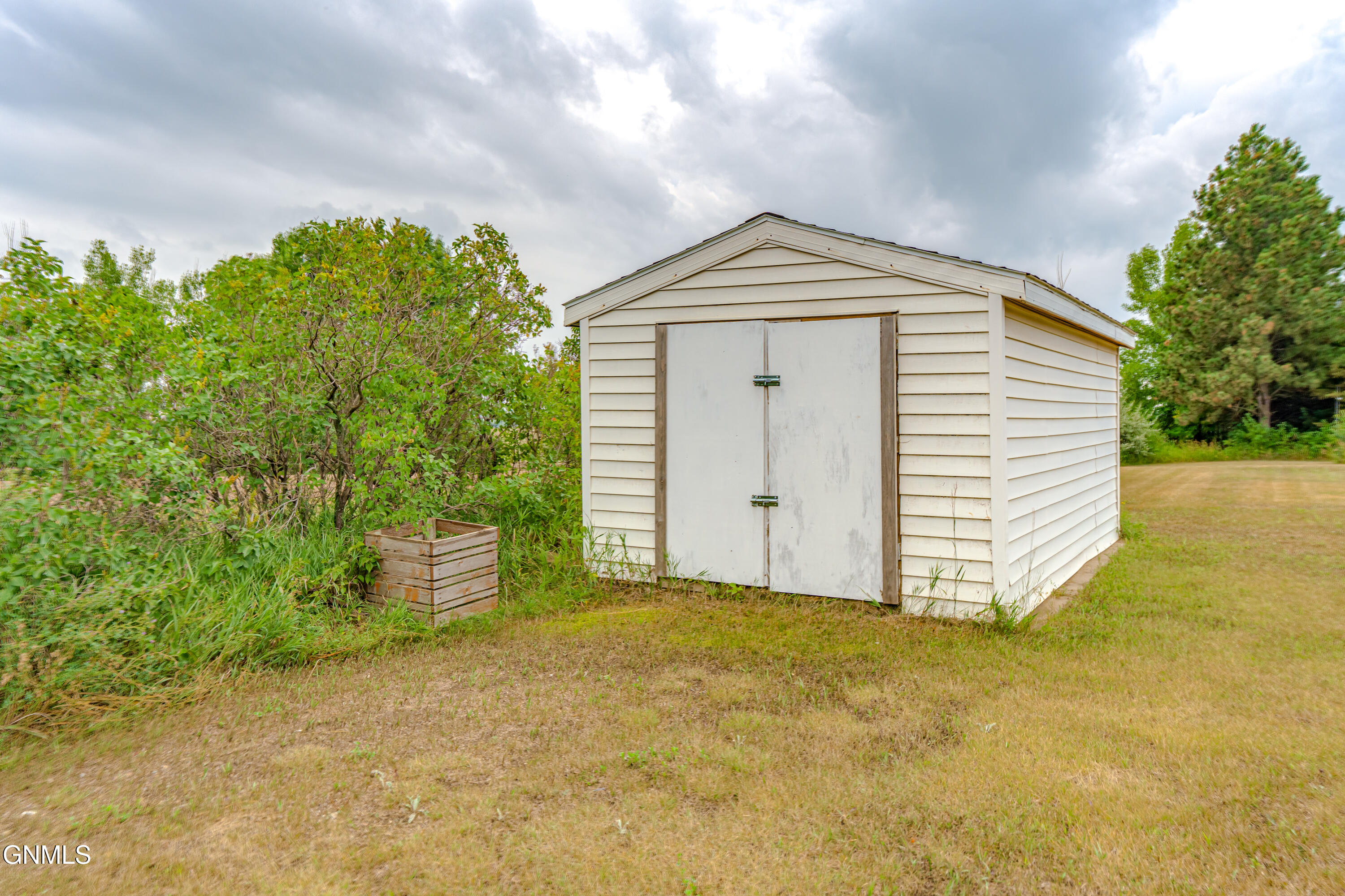 main property photo 67