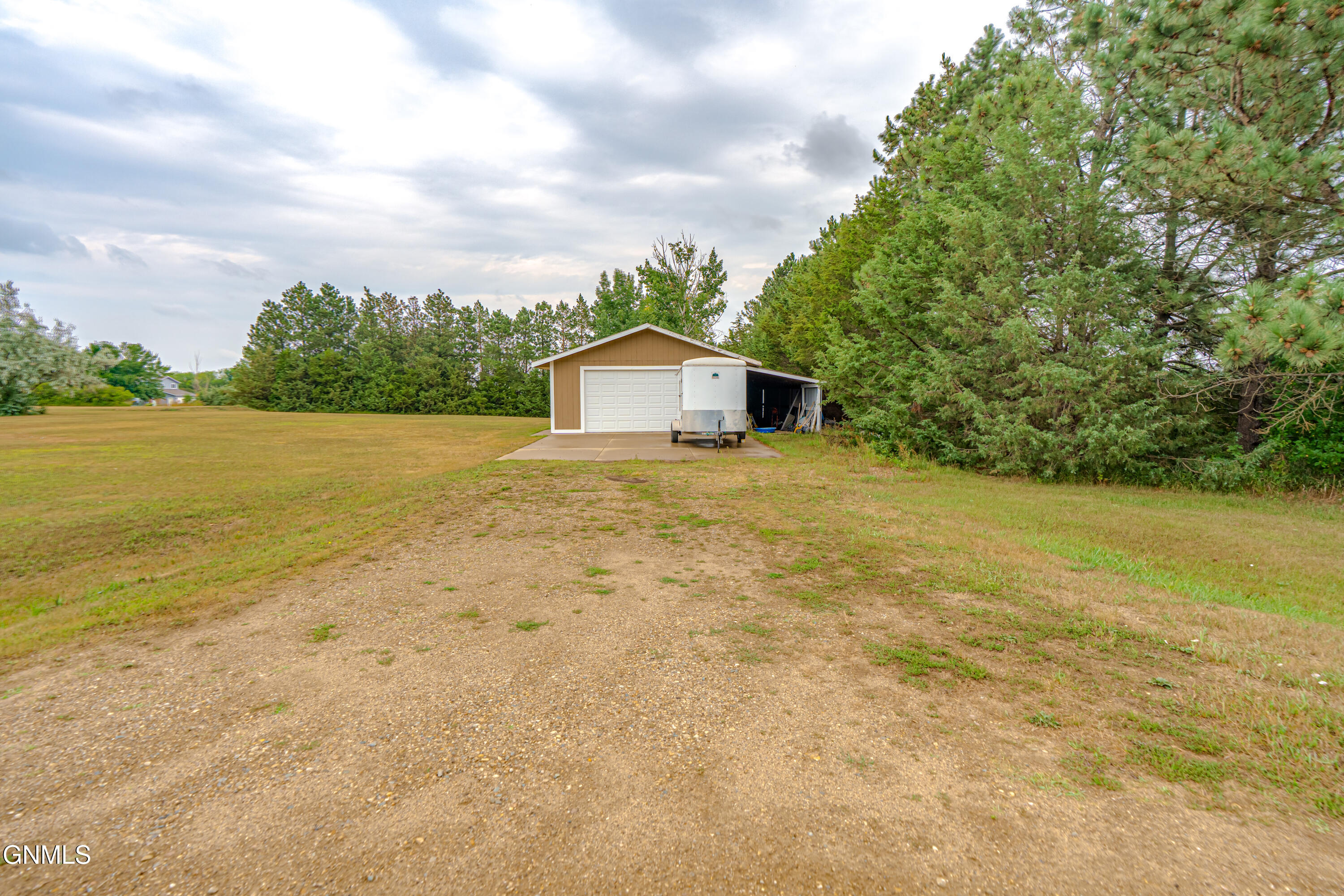 main property photo 70