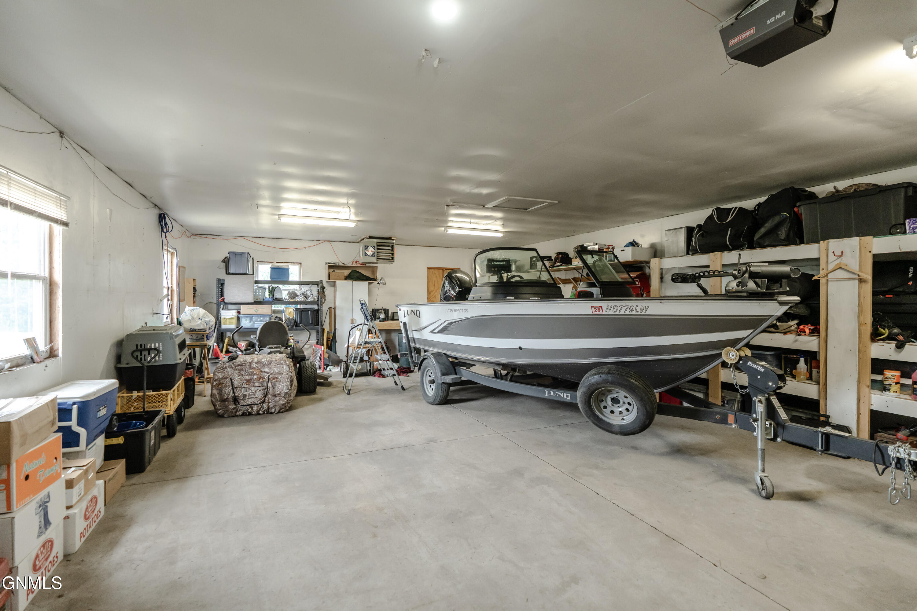 main property photo 74