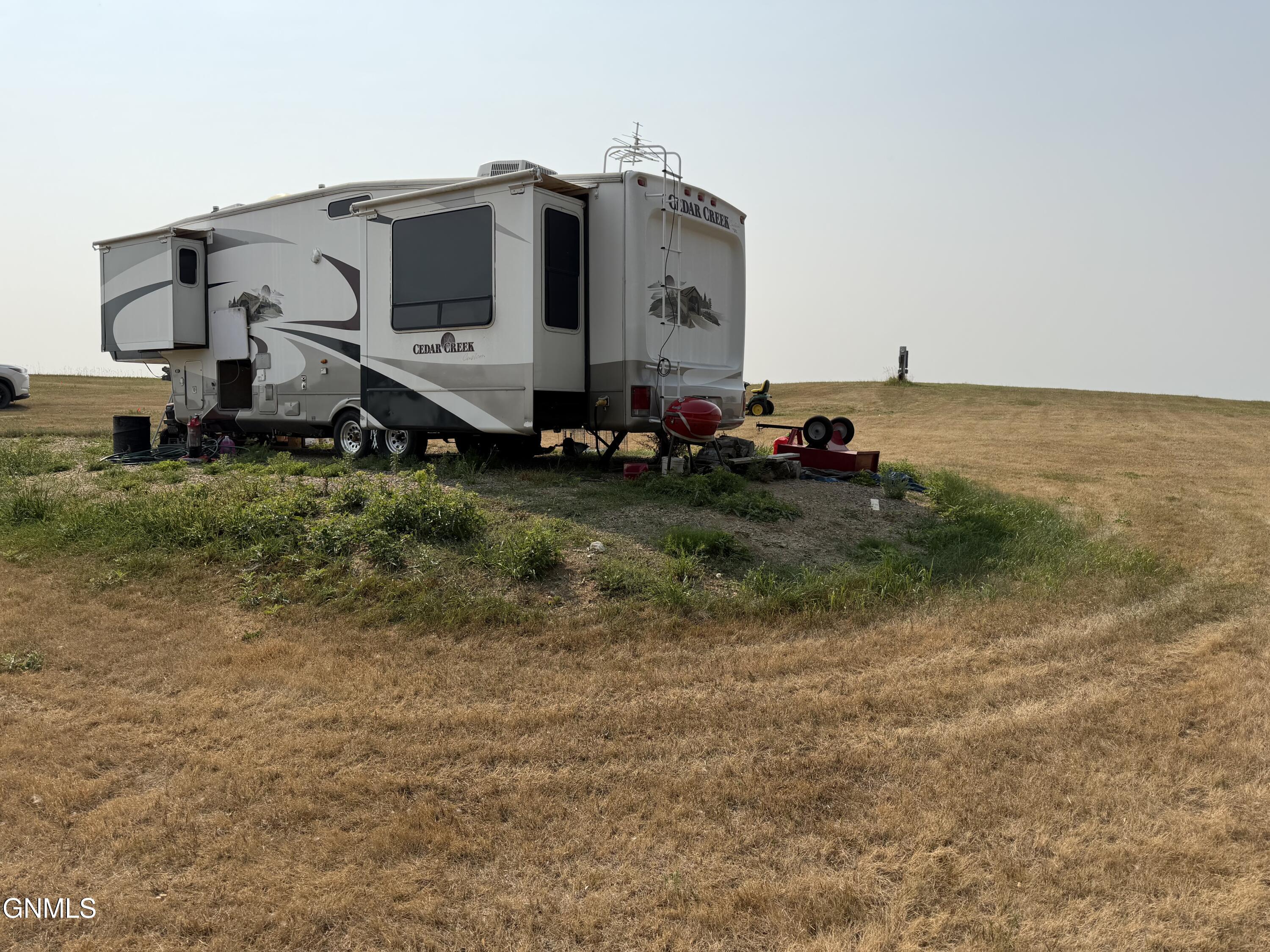main property photo 21