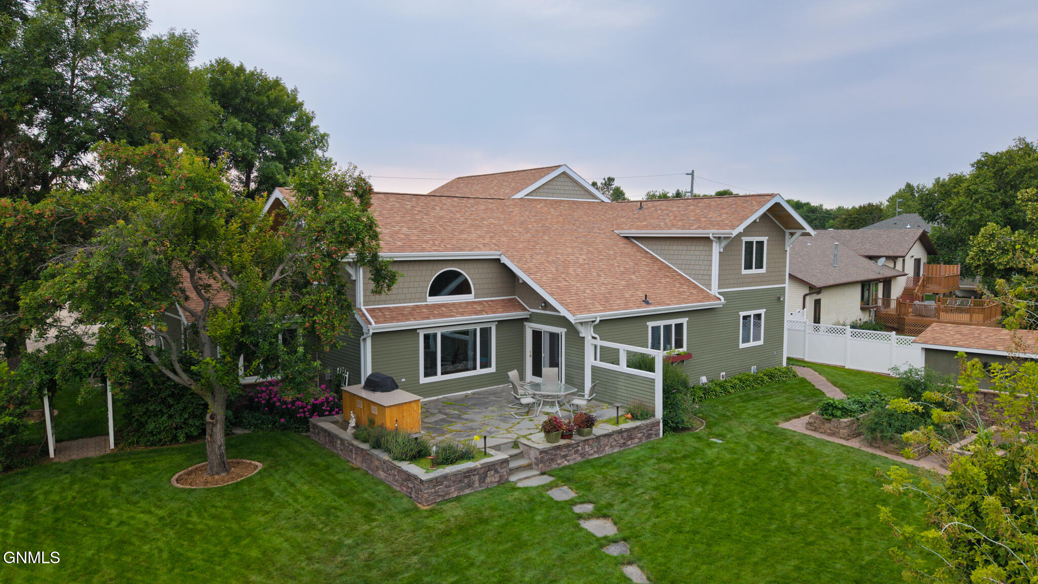 main property photo 106