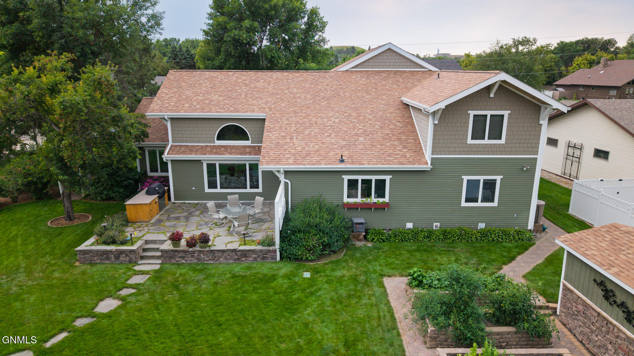 main property photo 82