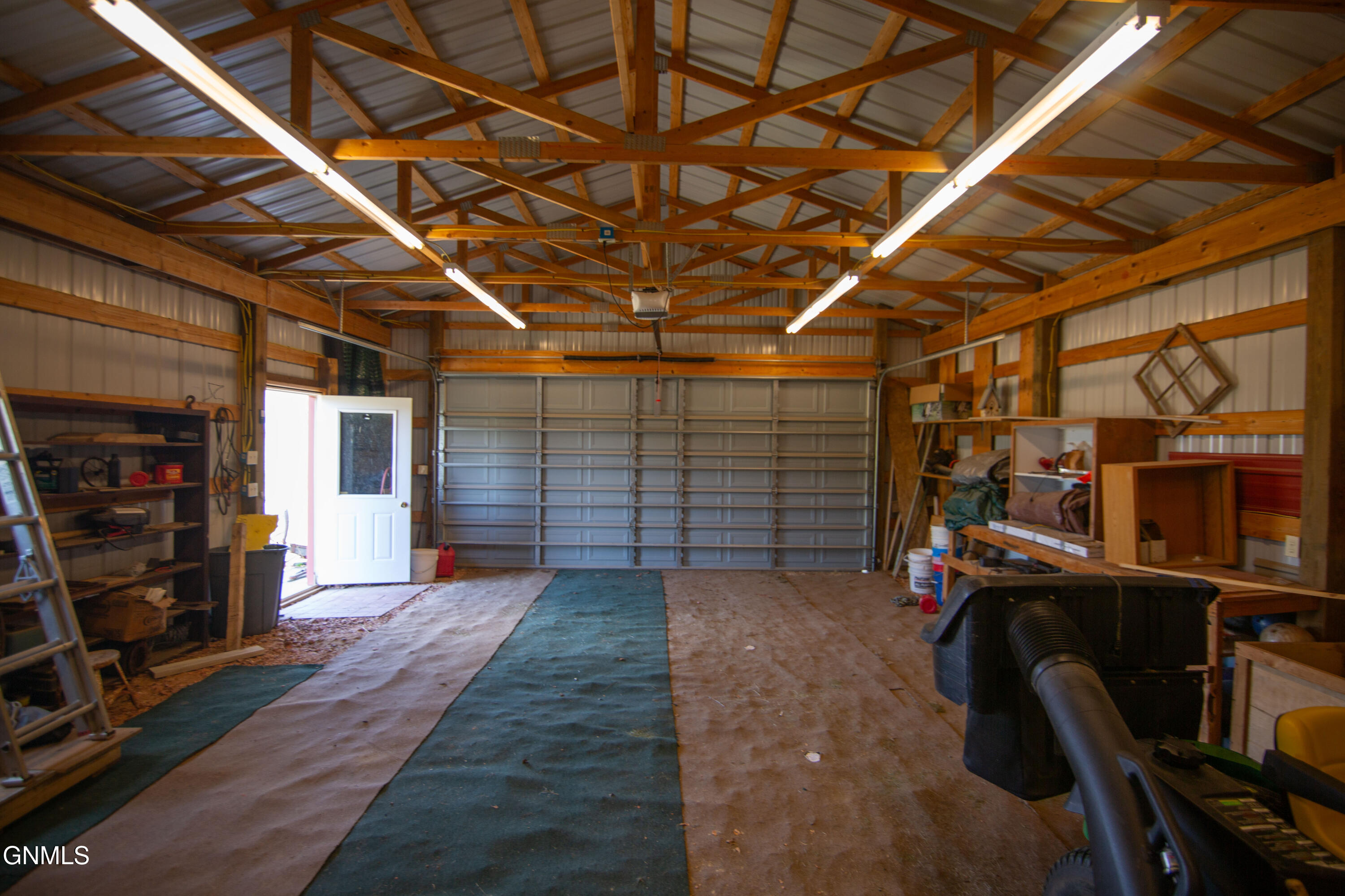 main property photo 62